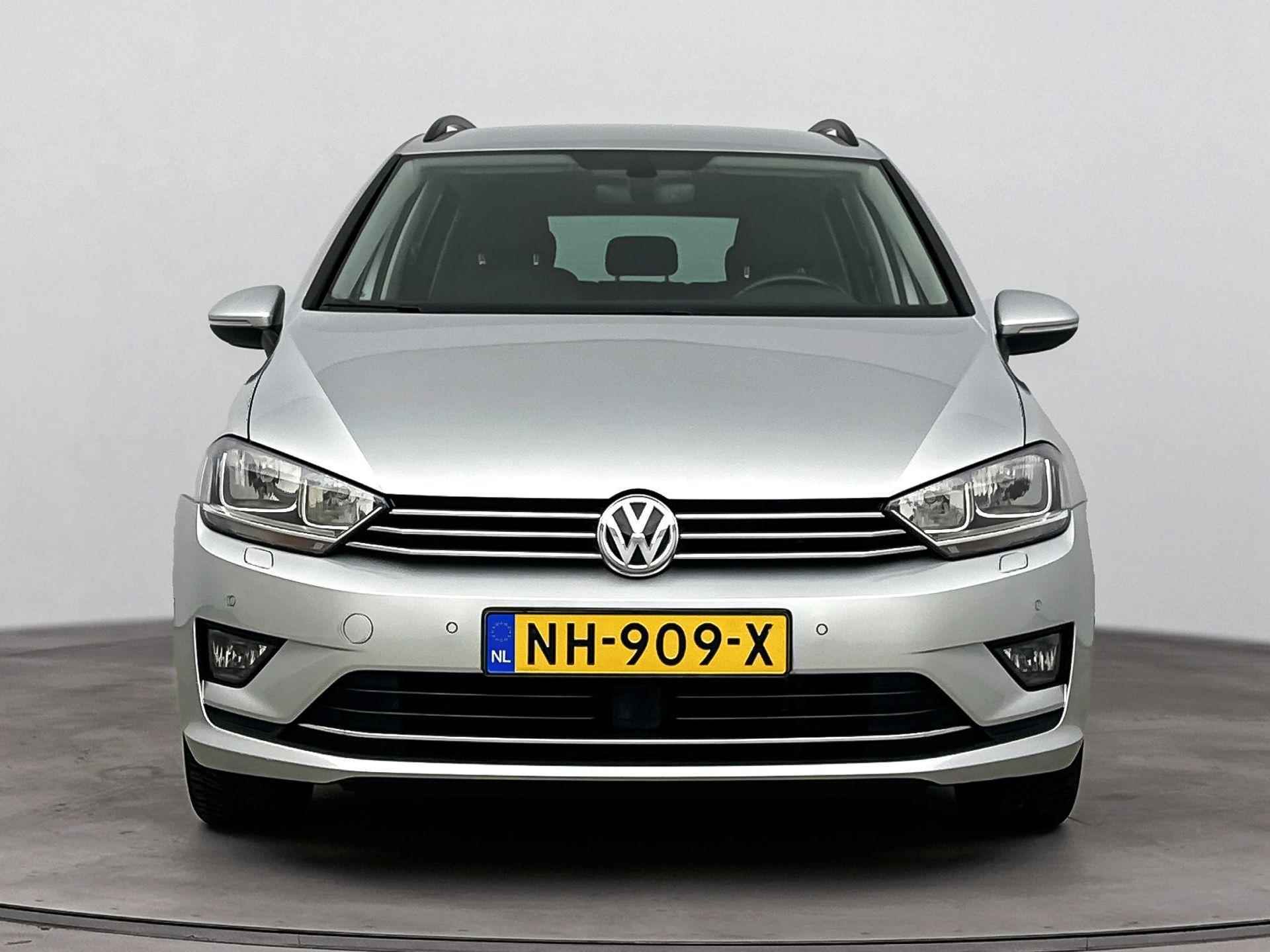 Volkswagen Golf Sportsvan 1.2 TSI Connected Series Aut. | Stoelverwarming | Adaptive cruise | Trekhaak | Parkeersensoren v+a | Navigatie | - 6/32