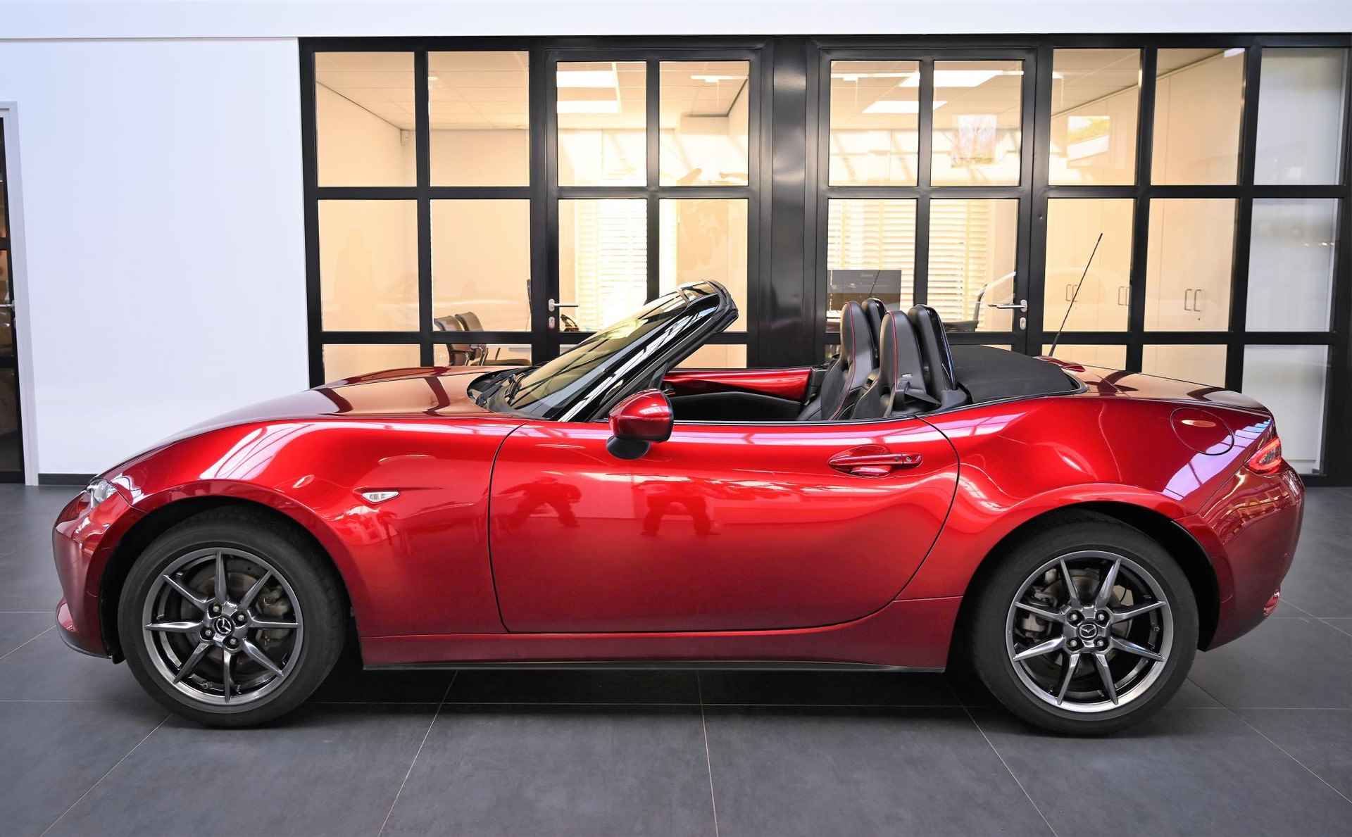 Mazda MX-5 Roadster SkyActiv-G 132 6MT GT-M met Recaro *Dealer onderhouden* *NET BINNEN* - 2/28