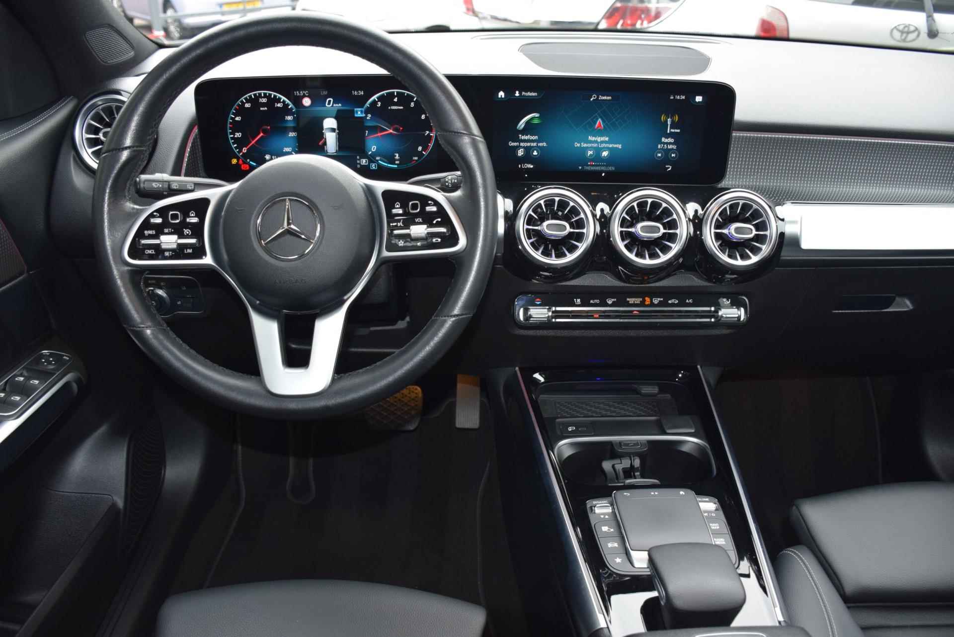 Mercedes-Benz GLB 200 DCT Progressive, Led, Navi, Lane assist, Leer, Multi funct. stuur, Electr. bedienbare trekhaak , Sfeerverl. - 30/61