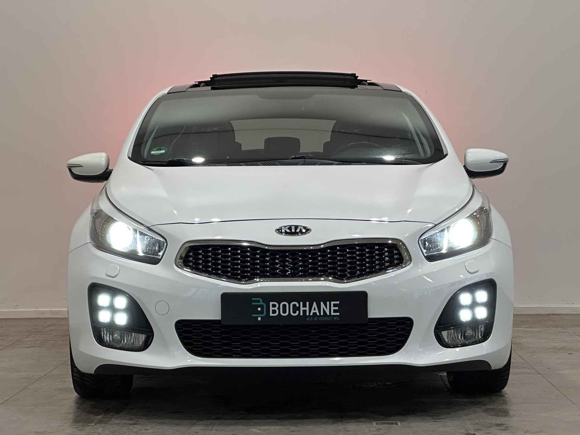 Kia pro_cee'd 1.0 T-GDi GT-Line | Panoramadak | Apple Carplay/Android Auto | Xenon | Navigatie | Climate Control | Cruise Control | Lederen bekleding | Ächteruitrijcamera - 3/34