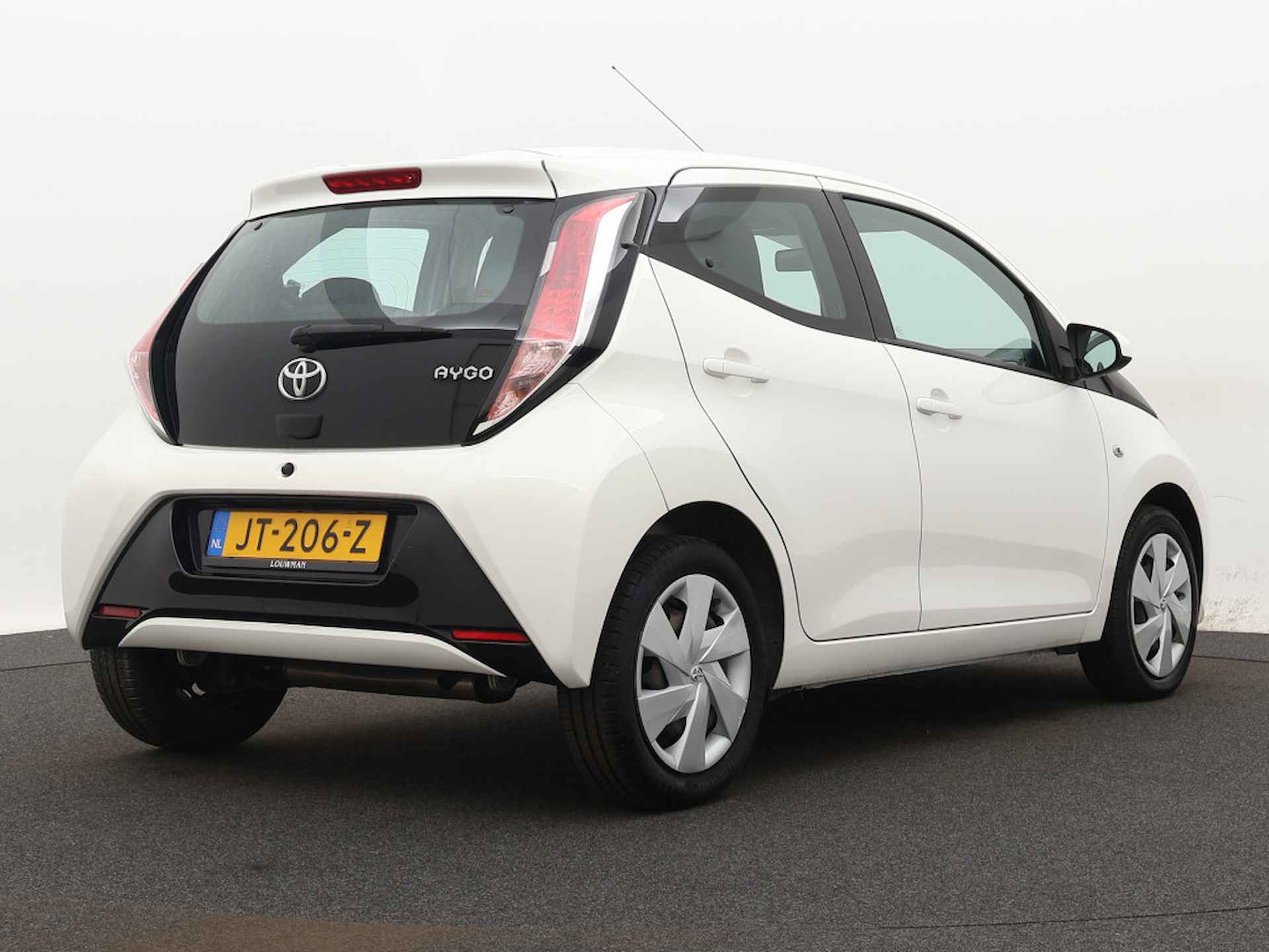 Toyota Aygo 1.0 VVT-i x-play Automaat | Camera | Airco | 07-01-2025 purmerend - 3/38