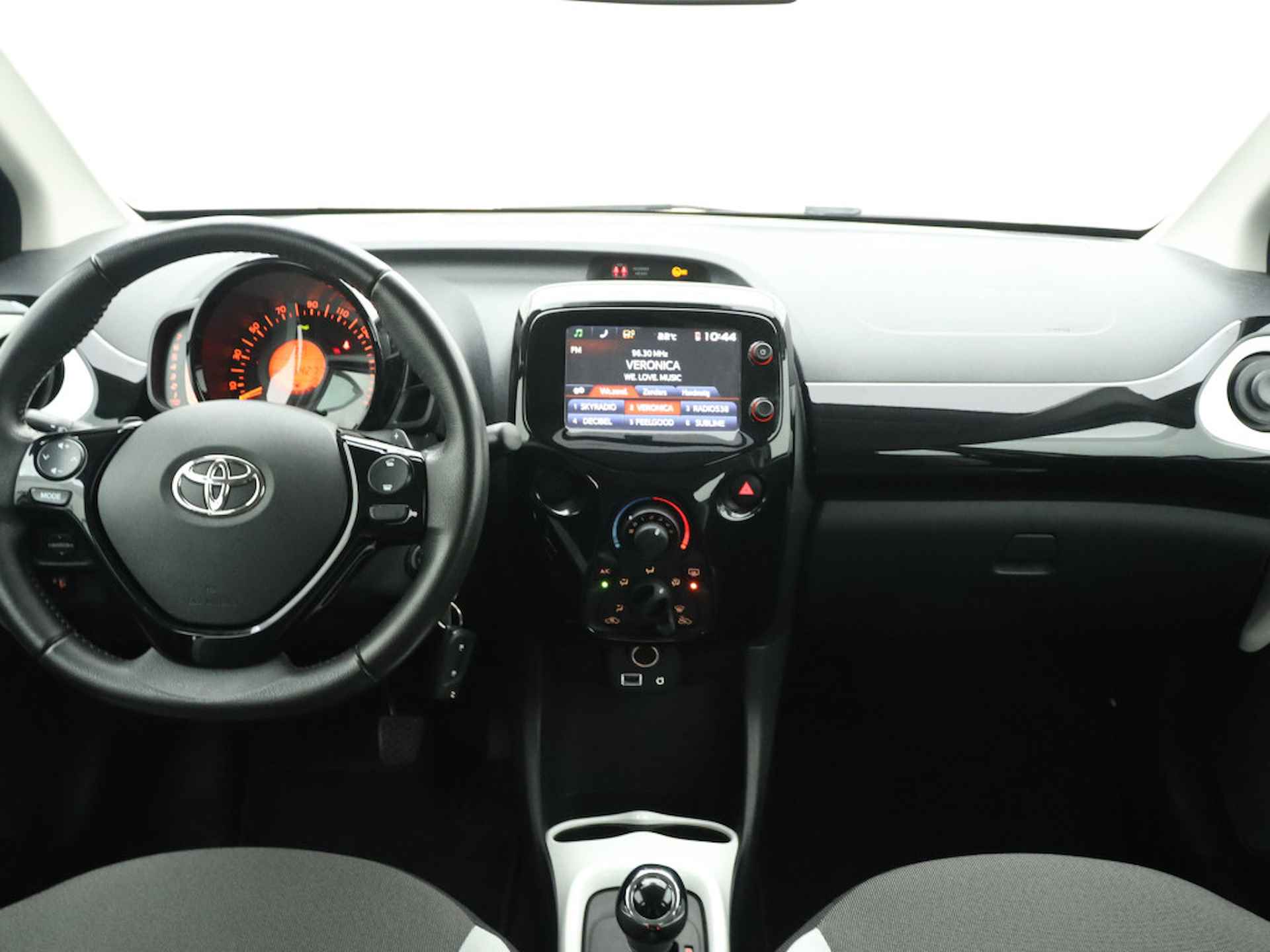 Toyota Aygo 1.0 VVT-i x-play Automaat | Camera | Airco | 07-01-2025 purmerend - 6/38