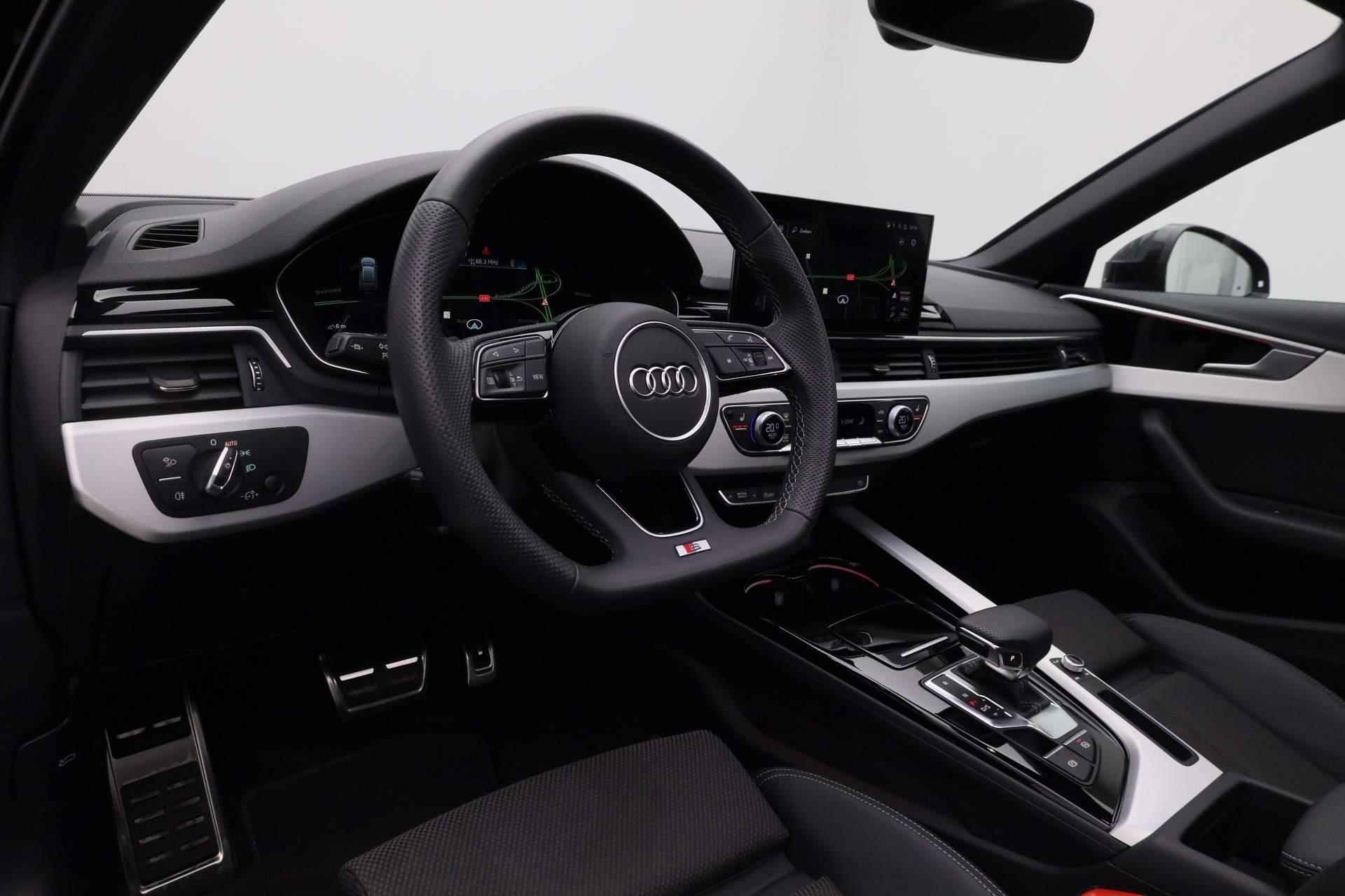 Audi A4 Avant 35 TFSI 150 pk S-tronic S edition Competition / S-Line | Navigatie | Stoelverwarming | Sportonderstel | Apple Carplay / Android Auto | Afgevlakt sportstuur - 2/43