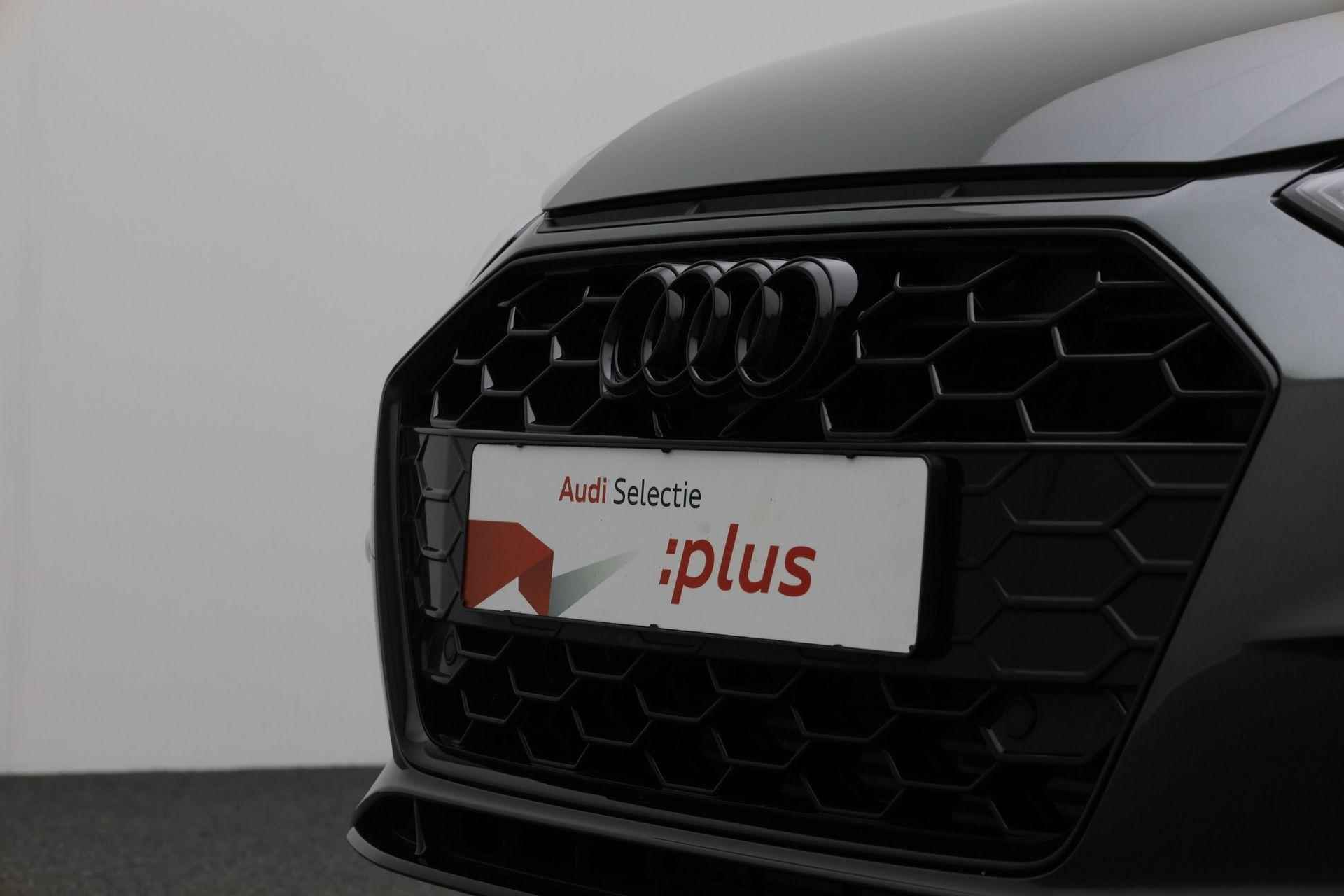 Audi A4 Avant 35 TFSI 150 pk S-tronic S edition Competition / S-Line | Navigatie | Stoelverwarming | Sportonderstel | Apple Carplay / Android Auto | Afgevlakt sportstuur - 31/43