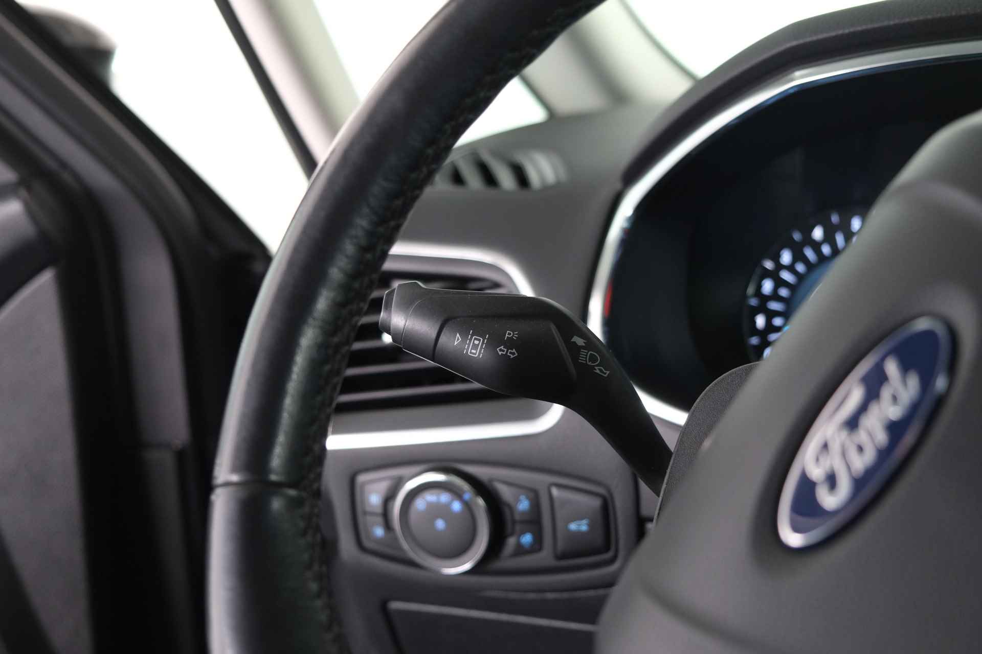 Ford S-Max 2.0 TDCi Titanium 7p. / LED / Aut / ACC / Cam / CarPlay - 23/33