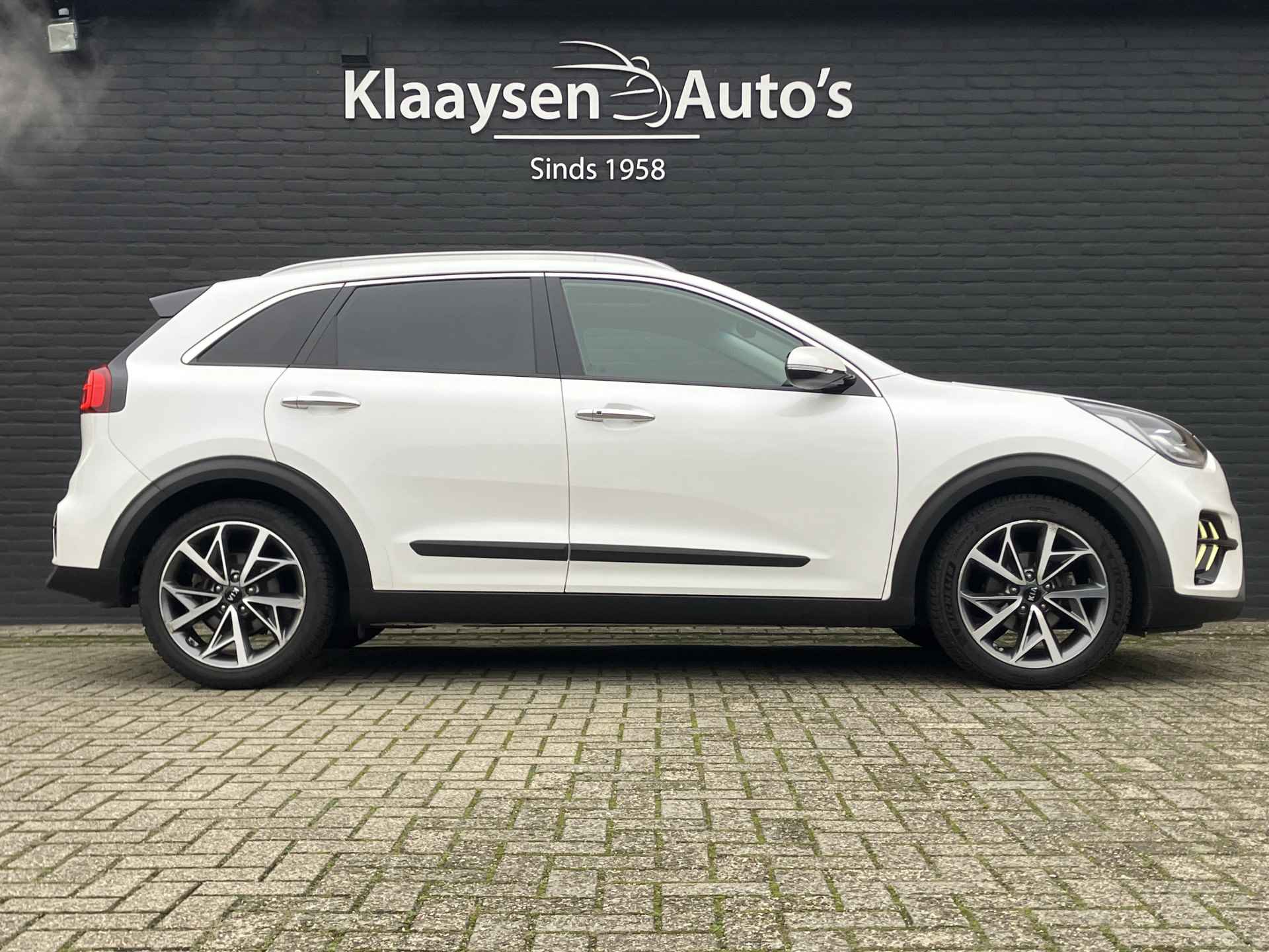 Kia Niro 1.6 GDi Hybrid ExecutiveLine AUT. | 1e eigenaar | camera | navigatie | schuifdak | leder interieur | apple carplay | NL auto - 5/41