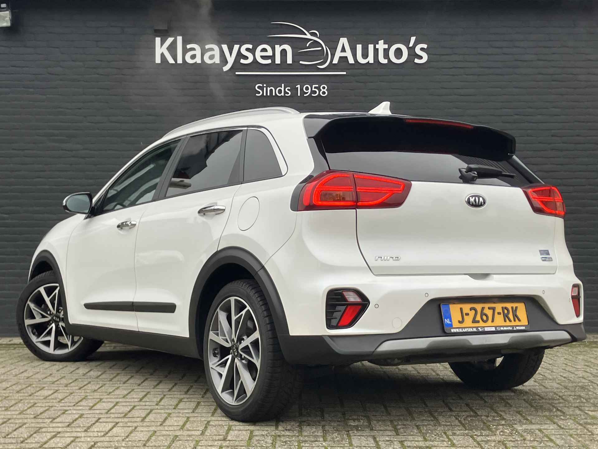 Kia Niro 1.6 GDi Hybrid ExecutiveLine AUT. | 1e eigenaar | camera | navigatie | schuifdak | leder interieur | apple carplay | NL auto - 8/41