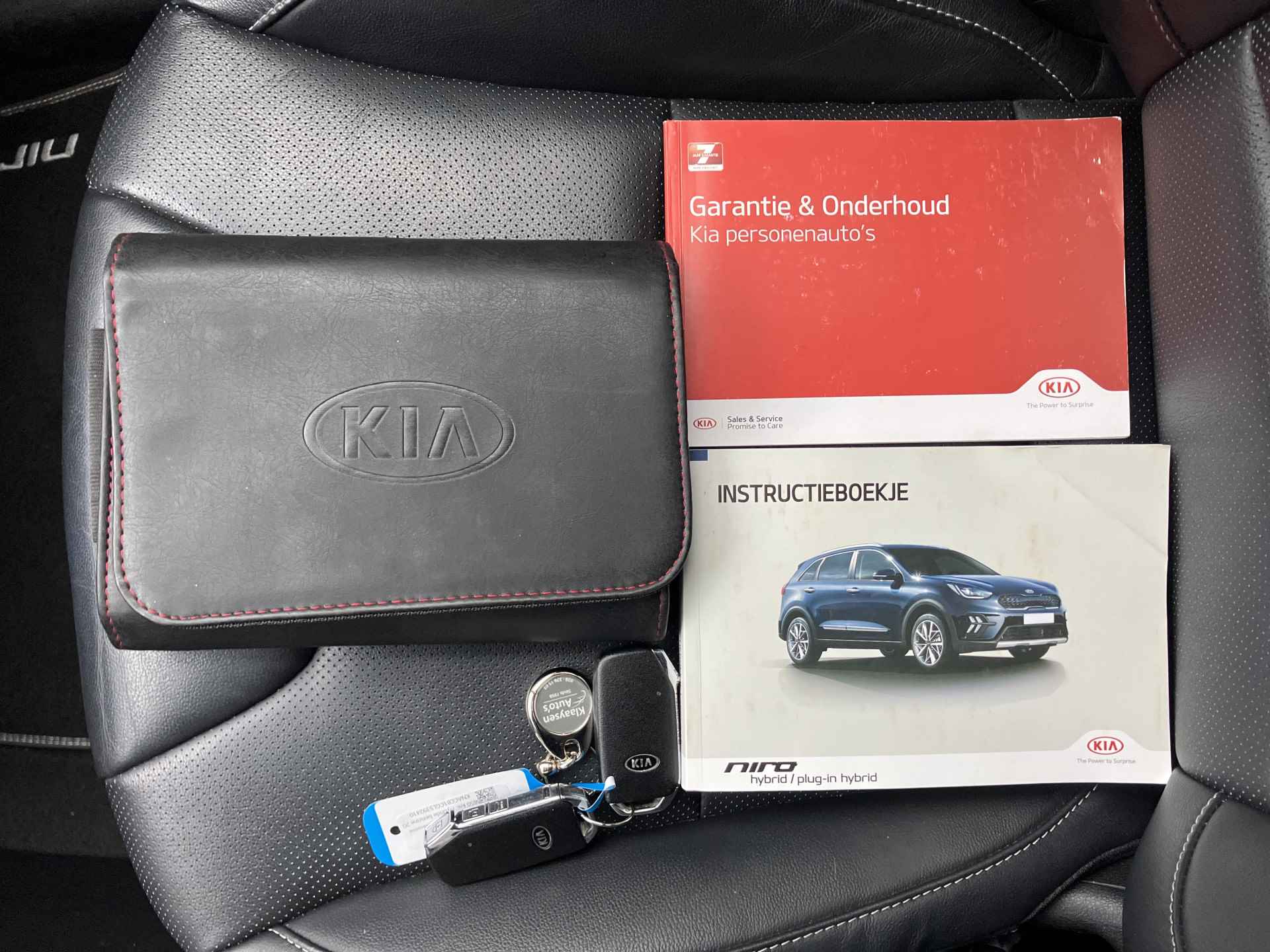 Kia Niro 1.6 GDi Hybrid ExecutiveLine AUT. | 1e eigenaar | camera | navigatie | schuifdak | leder interieur | apple carplay | NL auto - 41/41