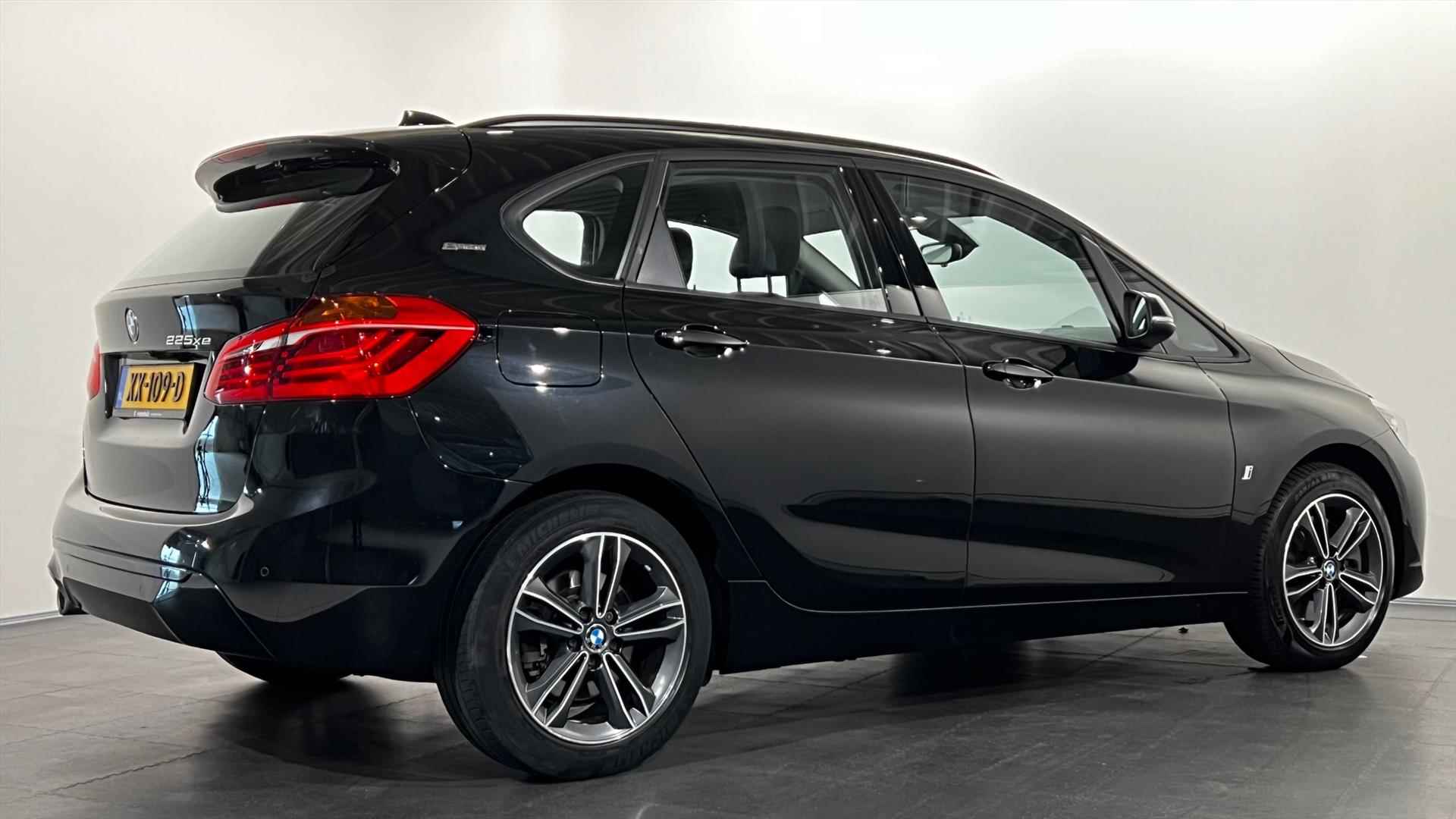 BMW 2-Serie Active Tourer (f45) 225xe 224pk Plug in Hybride/iPerformance Automaat/lederen bekleding/camera/navigatie - 40/43