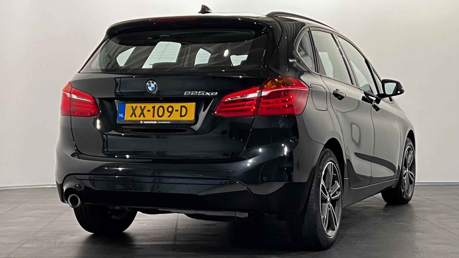 BMW 2-Serie Active Tourer (f45) 225xe 224pk Plug in Hybride/iPerformance Automaat/lederen bekleding/camera/navigatie - 41/43