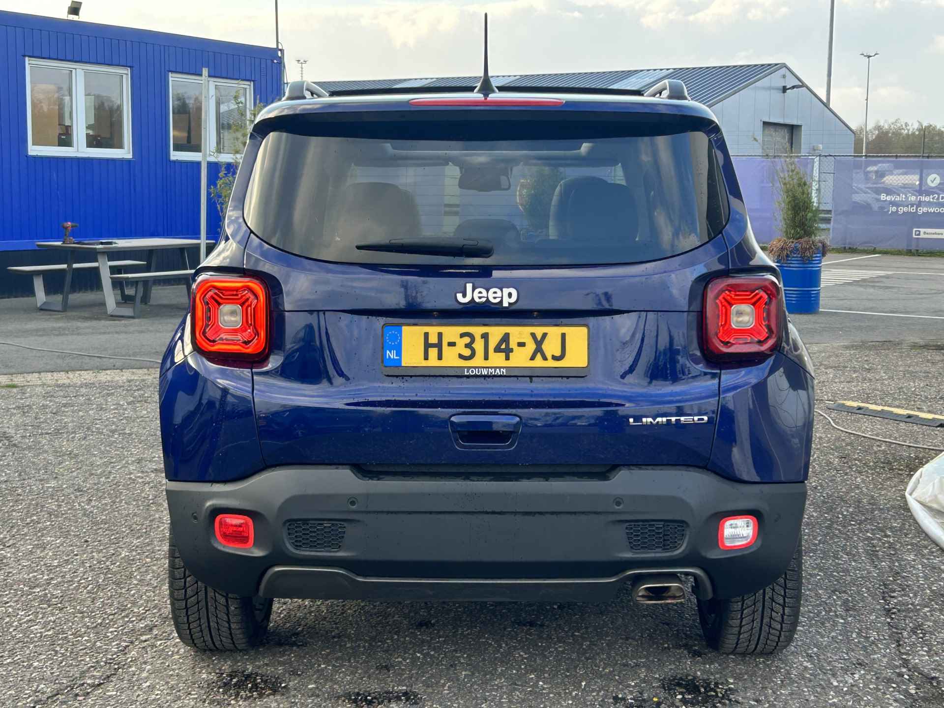 Jeep Renegade 1.0T Freedom | Panoramadak | Lederen bekleding | Carplay | LED | Parkeersensoren | 19"LM Velgen | - 17/40