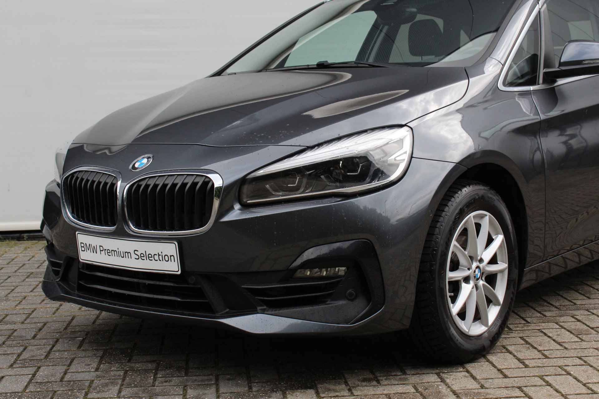 BMW 2 Serie Active Tourer 218i Executive Automaat / Achteruitrijcamera / Sportstoelen / Park Assistant / LED / Cruise Control - 16/26