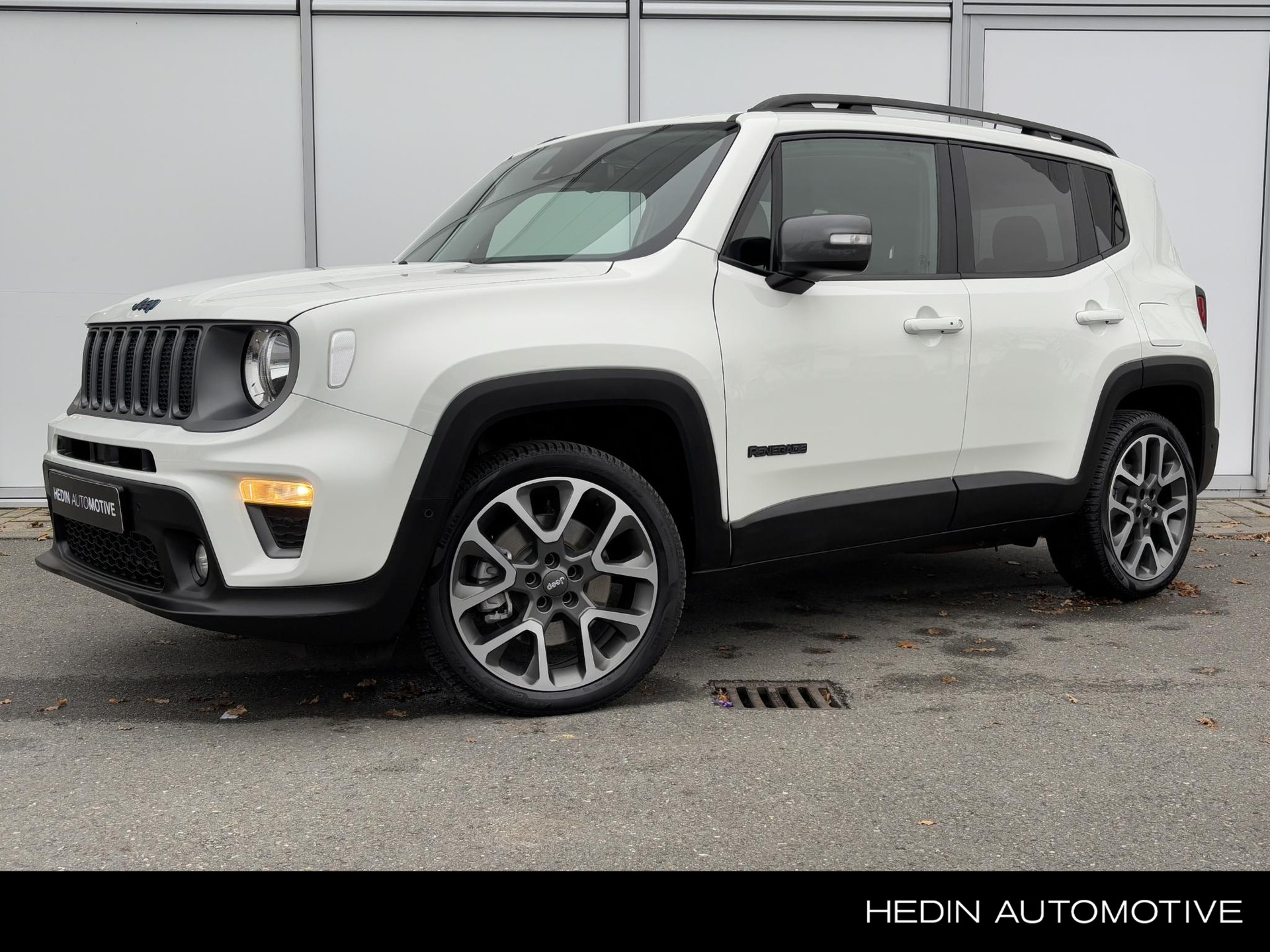 Jeep Renegade 4xe 240 PHEV Plug-in Hybrid Electric S | NAVIGATIE | CAMERA | AD. CRUISE | STUUR/STOELVERW. | PDC V+A | LMV 19 INCH | TREKHAAK