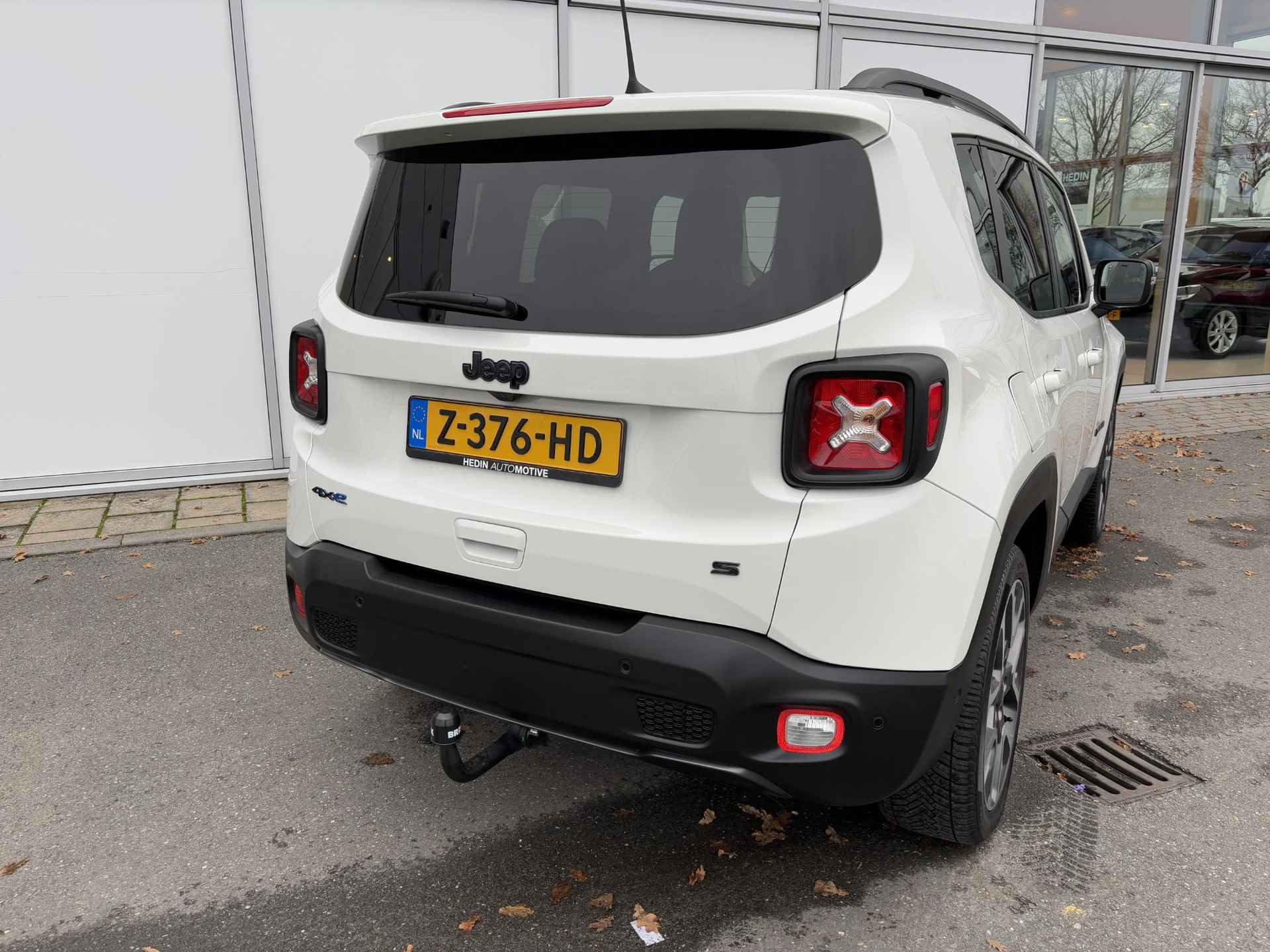 Jeep Renegade 4xe 240 PHEV Plug-in Hybrid Electric S | NAVIGATIE | CAMERA | AD. CRUISE | STUUR/STOELVERW. | PDC V+A | LMV 19 INCH | TREKHAAK - 6/33