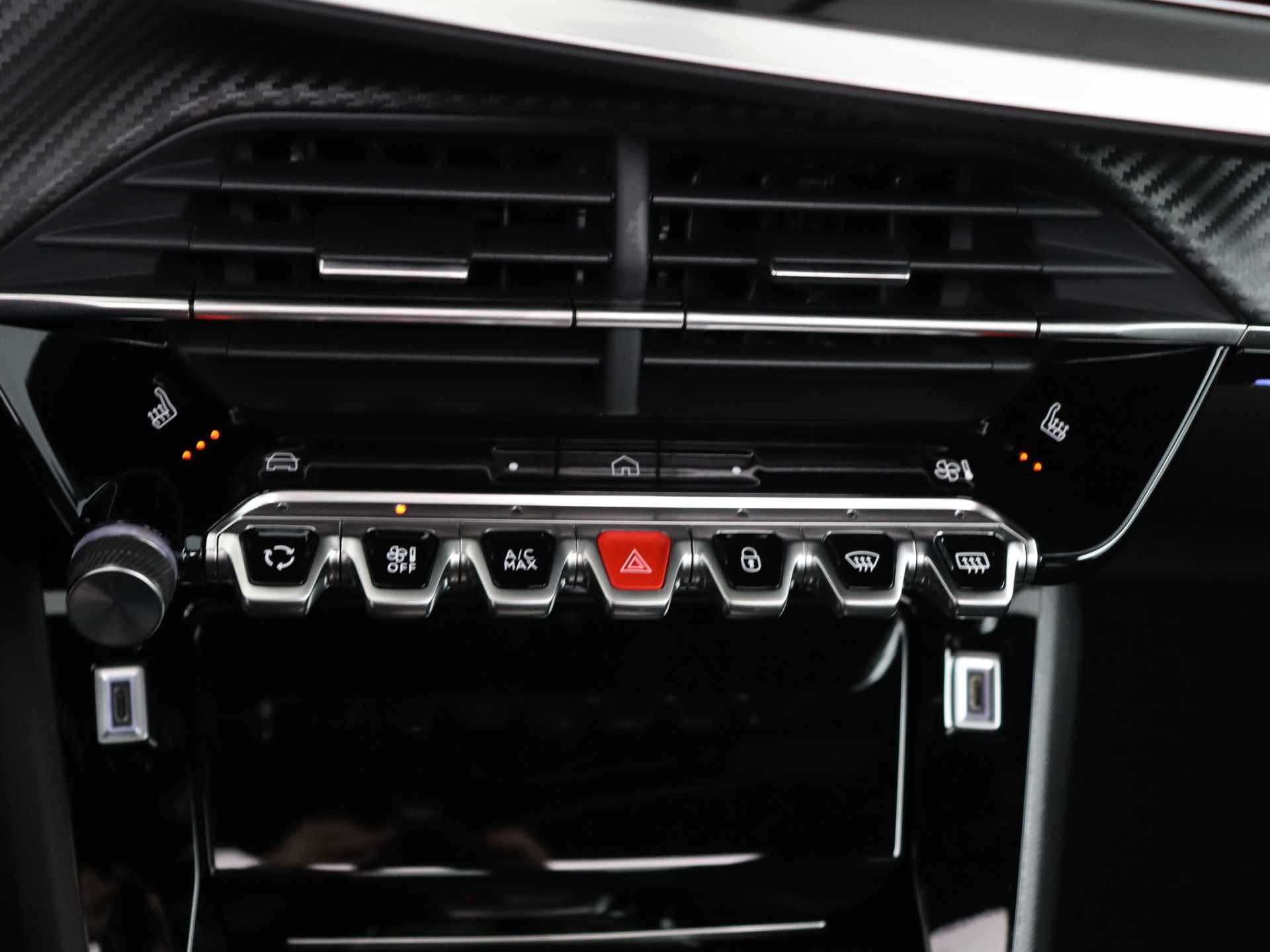 Peugeot e-2008 GT First Edition 54 kWh | Adapt. Cruise Control | Panormadak | 360 Camera | Navigatie | - 10/39