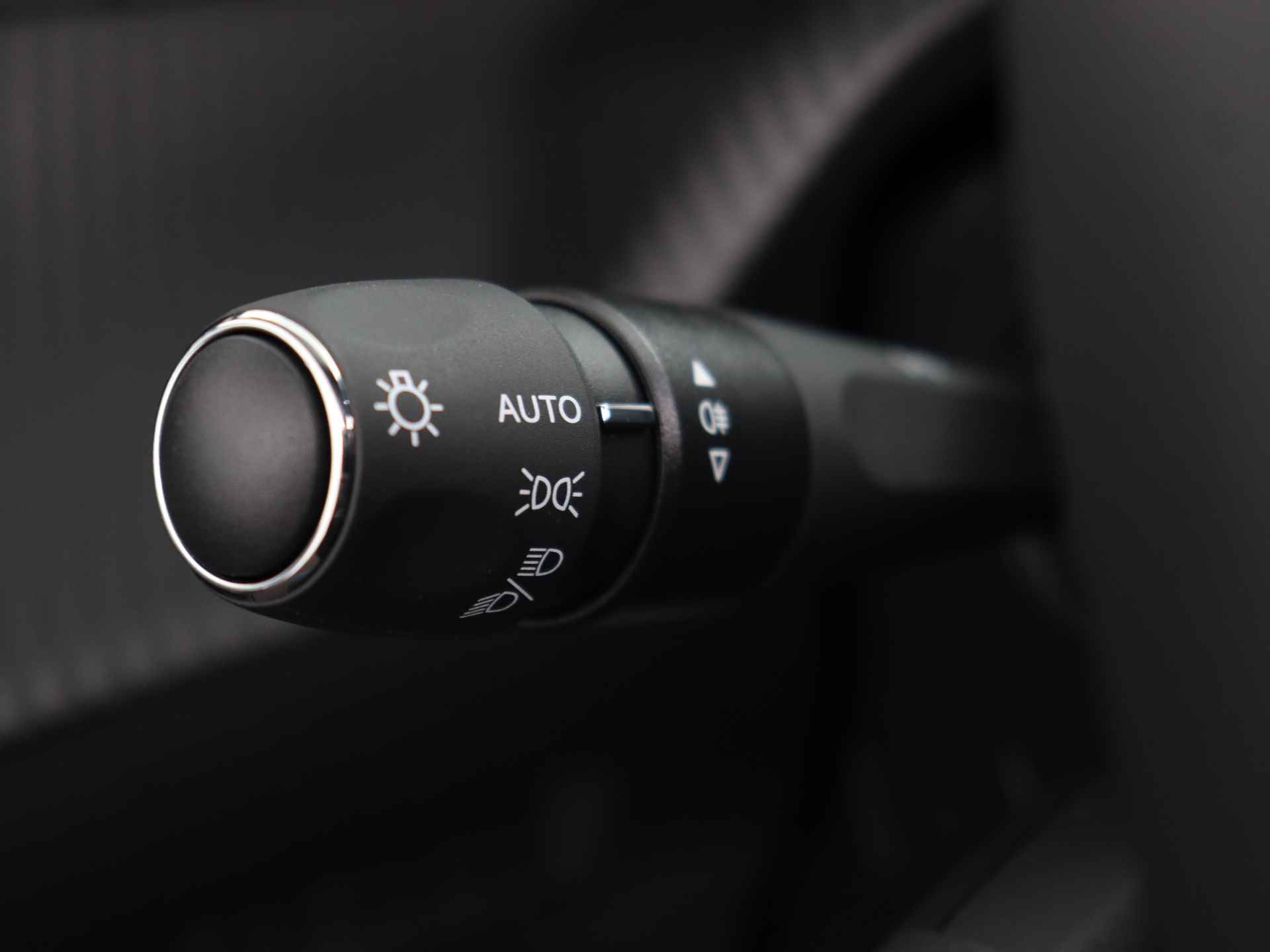 Peugeot e-2008 GT First Edition 54 kWh | Adapt. Cruise Control | Panormadak | 360 Camera | Navigatie | - 19/39
