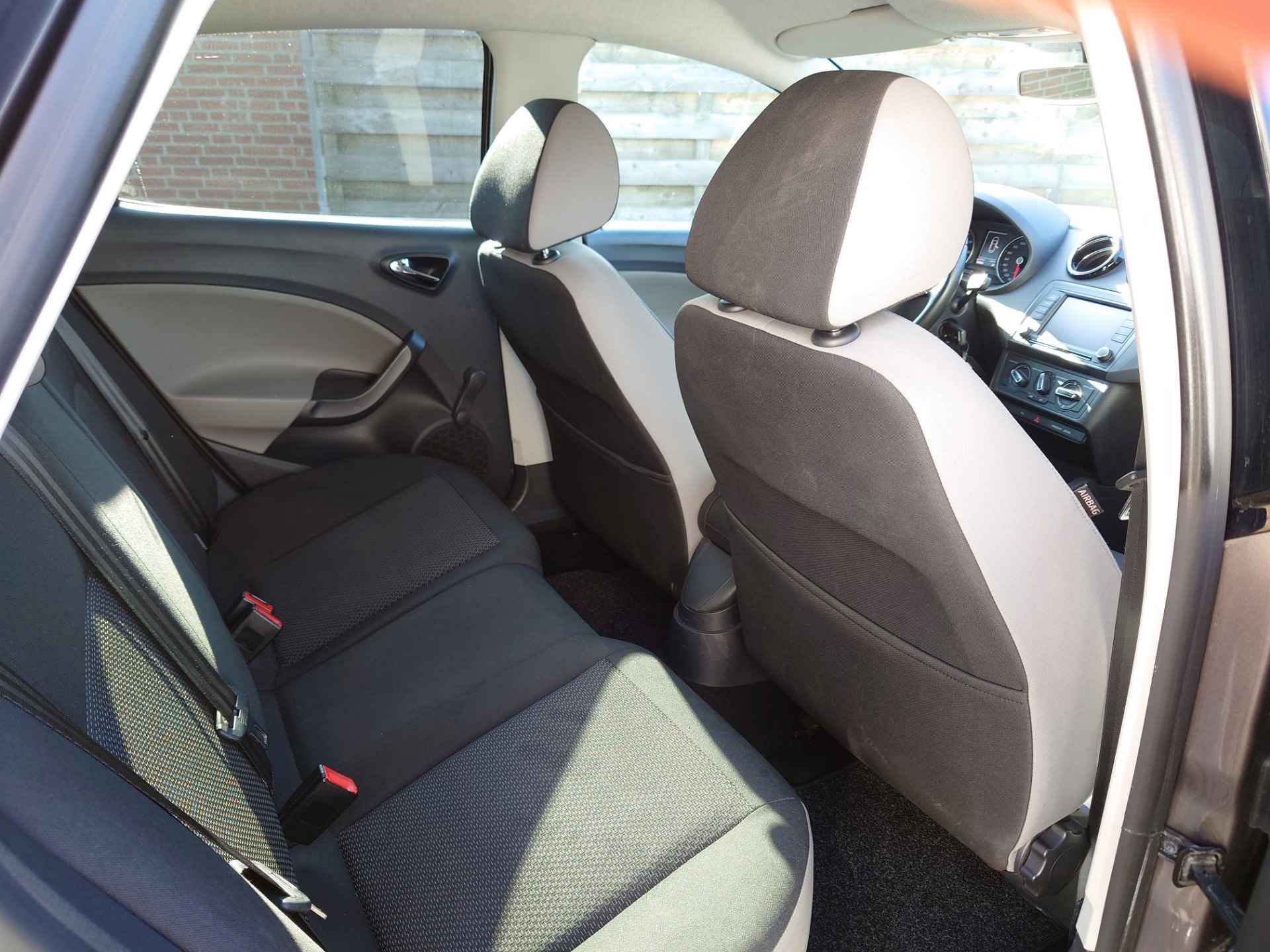 Seat Ibiza 1.0 EcoTSI Style, Dealer onderhouden, 5 deurs, Navigatie, Cruise control - 14/20