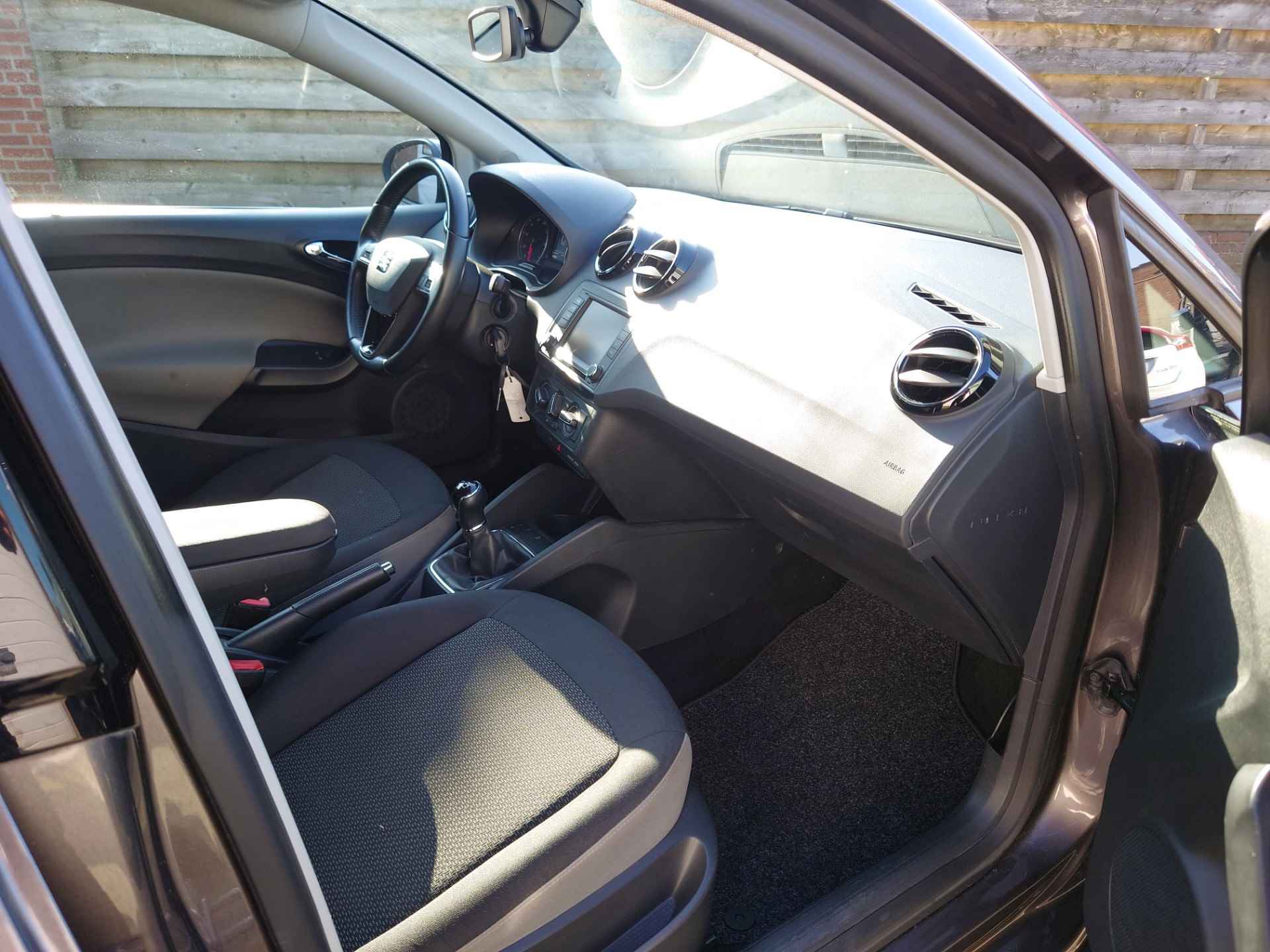 Seat Ibiza 1.0 EcoTSI Style, Dealer onderhouden, 5 deurs, Navigatie, Cruise control - 15/20