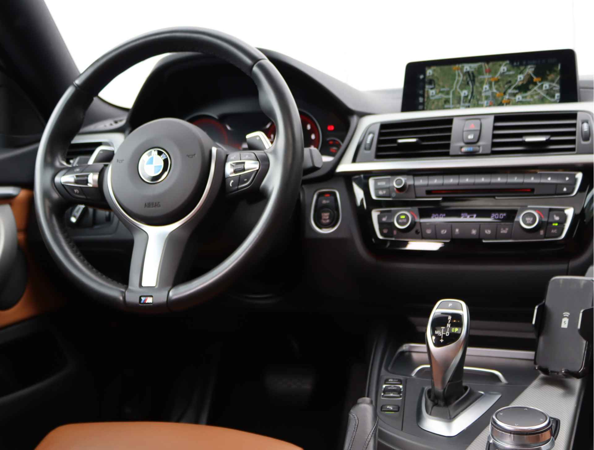 BMW 4 Serie Gran Coupé 420i High Executive | M-sport | Leder | Schuif/kanteldak | Org. Nederlands - 24/64