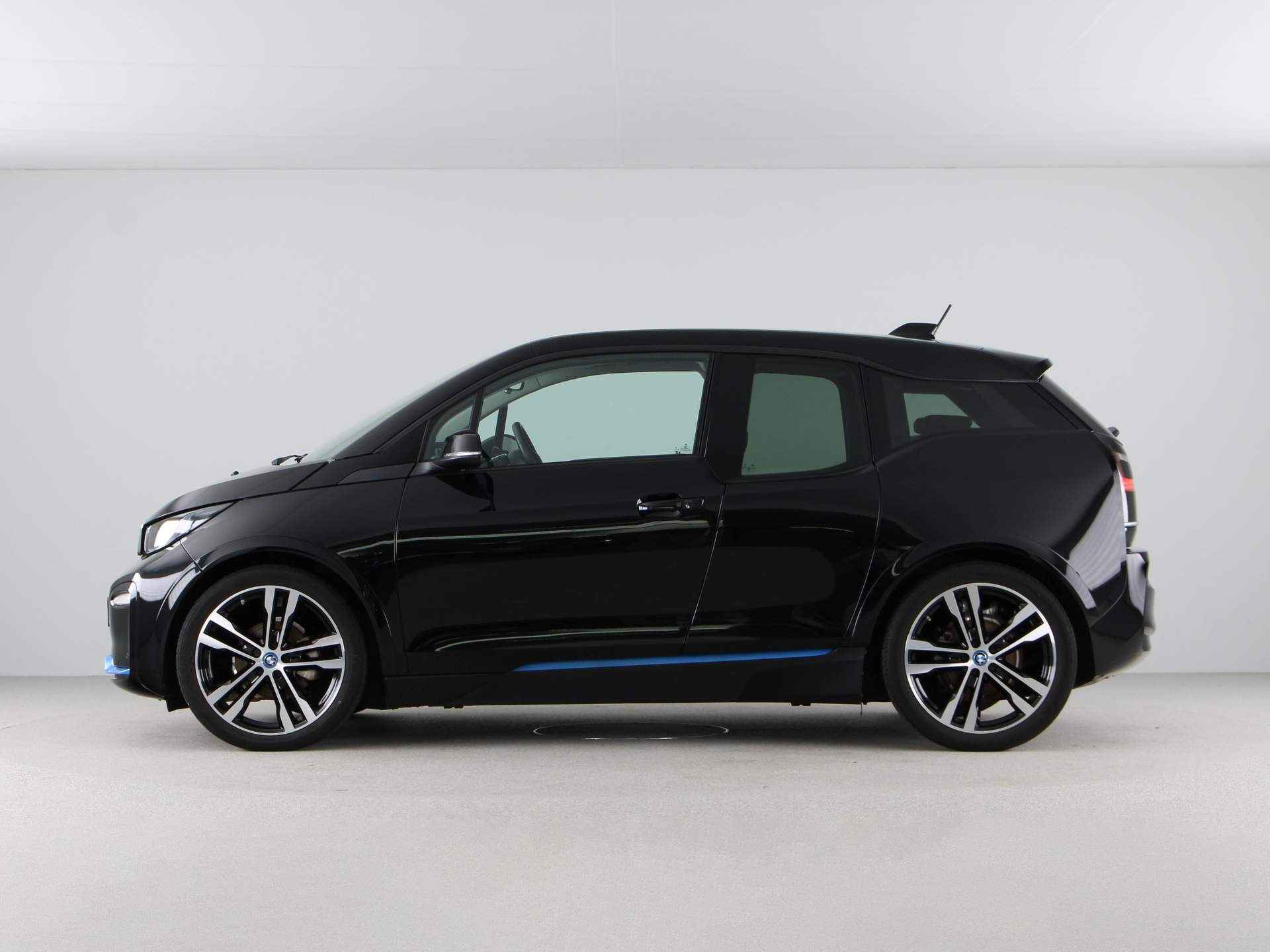 BMW i3 S Executive Edition 120Ah 42 kWh - 12/24