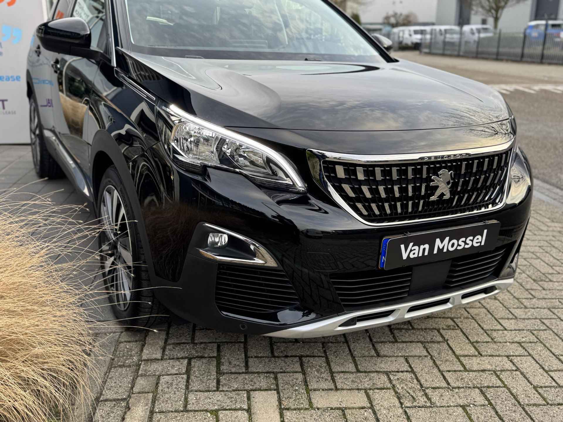 Peugeot 3008 PureTech 130 Blue Lease Premium Avantage l Automaat l Trekhaak l Apple CarPlay & Android Auto - 8/34