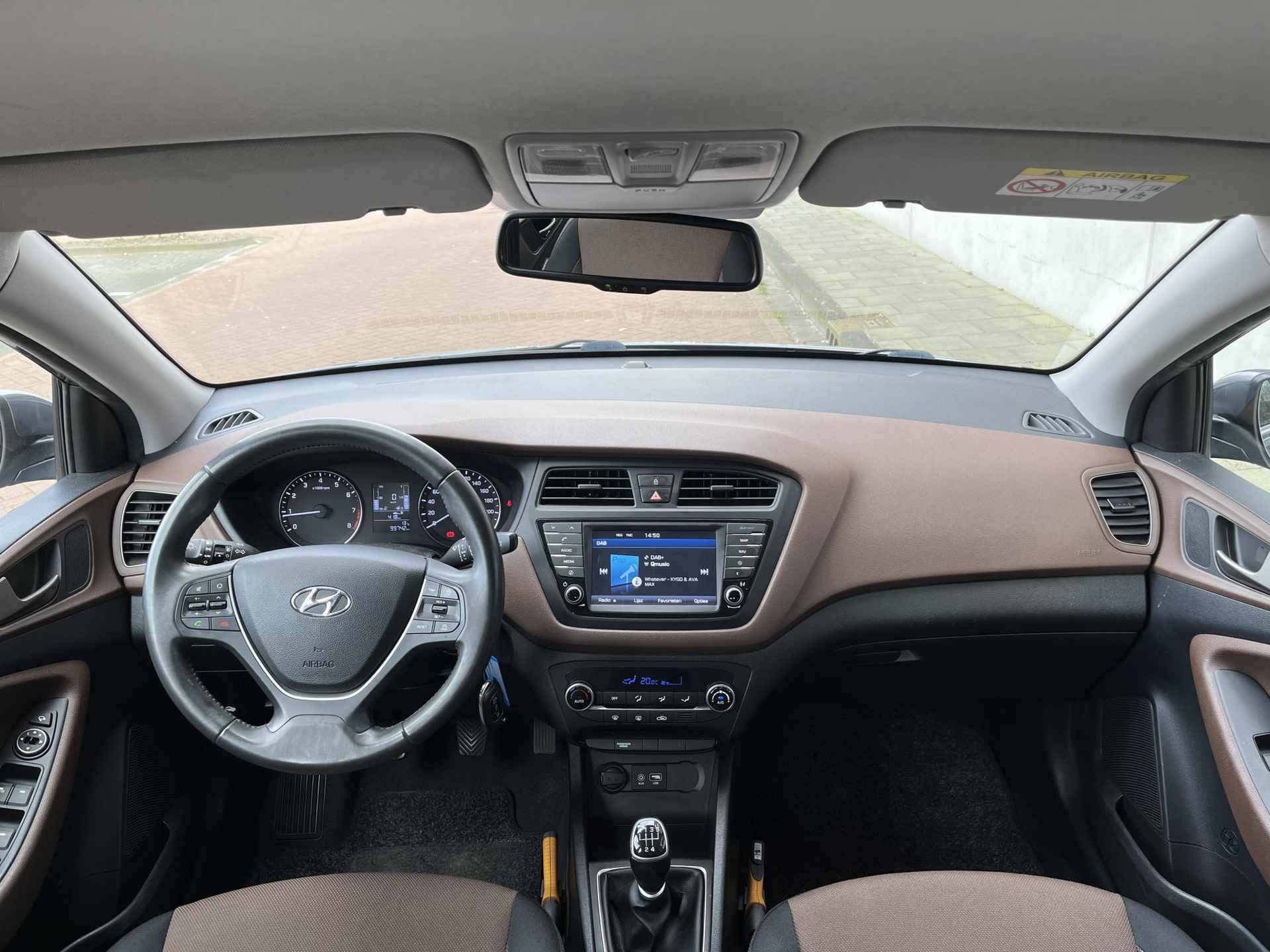 Hyundai i20 1.0 T-GDI Comfort || Navigatie af fabriek | Camera + pdc | Climate control || - 31/39