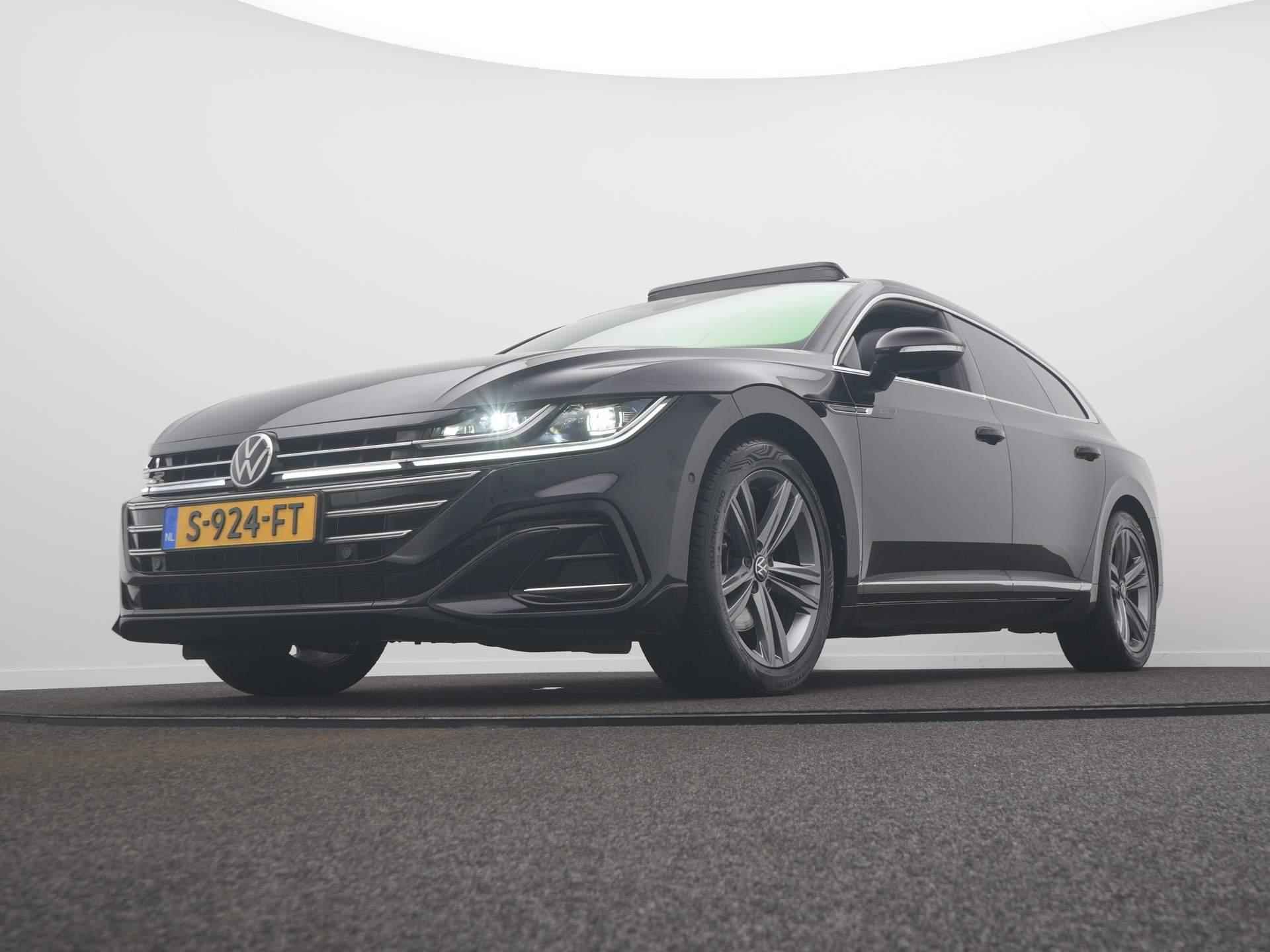 Volkswagen Arteon Shooting Brake 2.0 TSI R-Line / Panoramadak / Adap. Cruise / Camera / Harman Kardon - 9/60