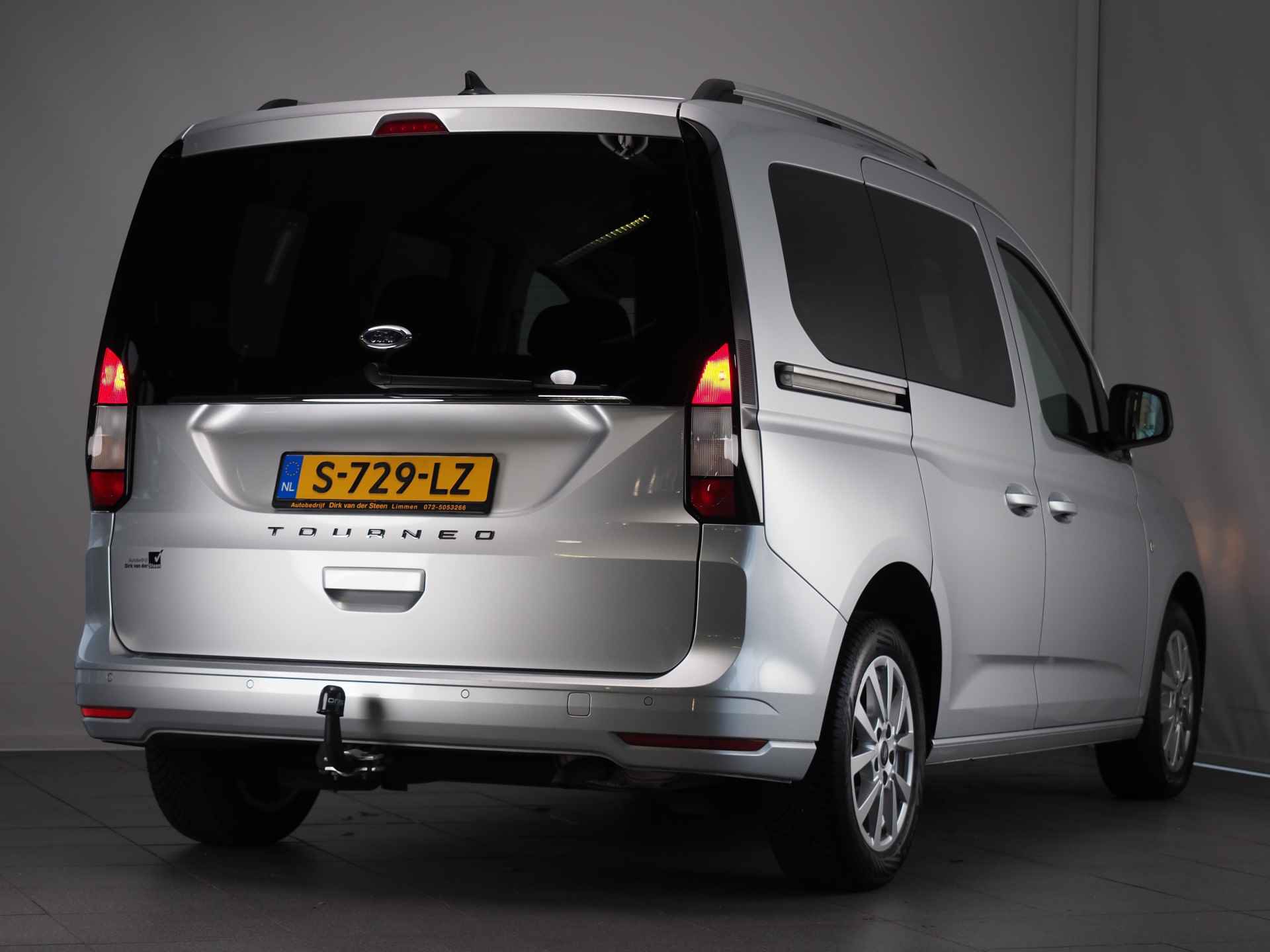 Ford Tourneo Connect - 3/42