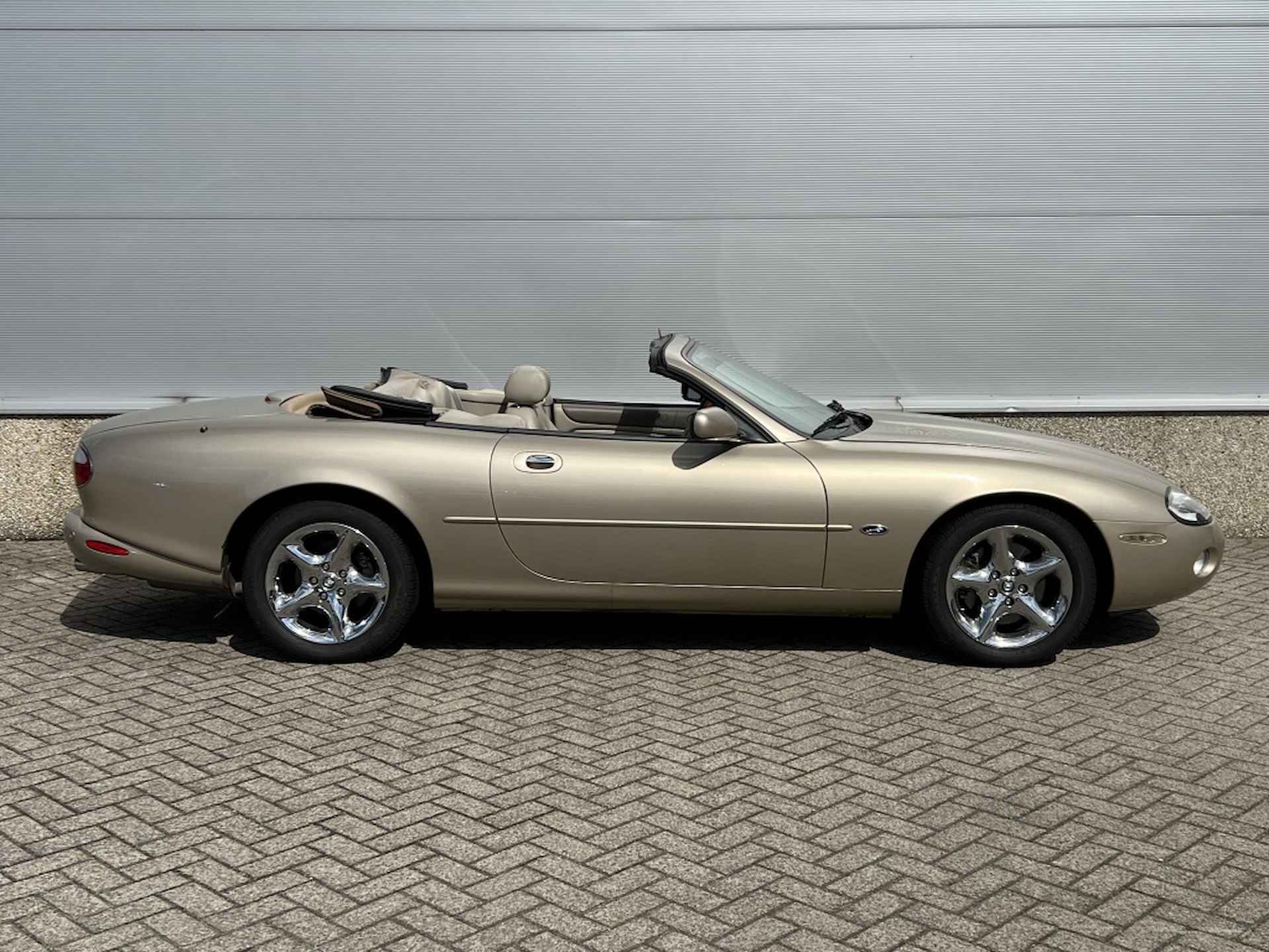 Jaguar XK8 4.0 V8 Convertible | Premium Audio | Memorystoelen | - 3/27