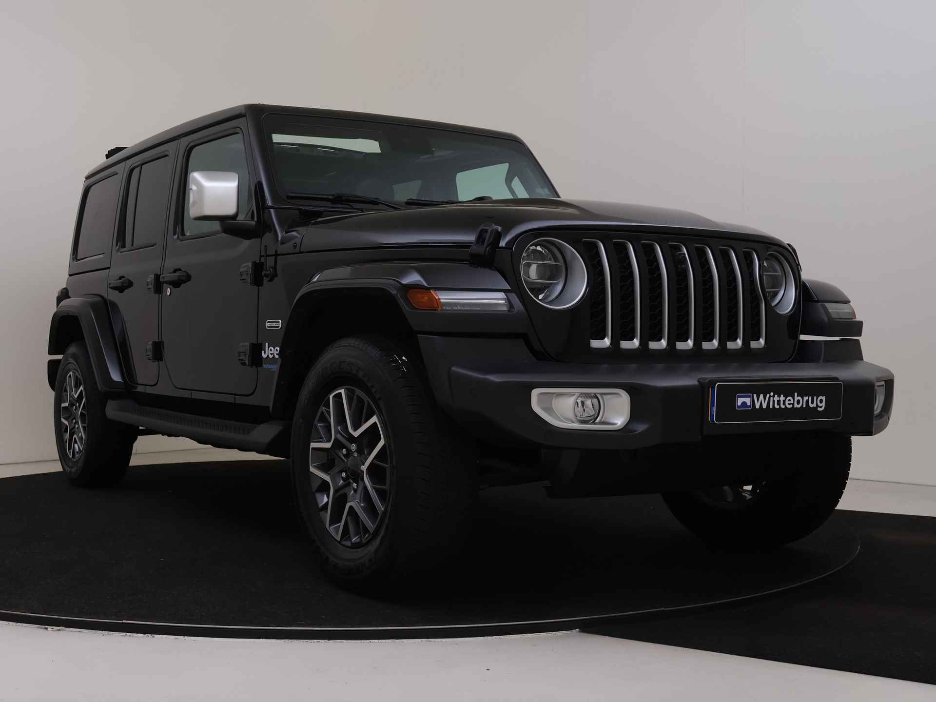 Jeep Wrangler Unlimited 4xe 380PK Sahara Leder Interieur | 4 X 4 | Trekhaak | Parkeerhulp | Cabrio soft top - 4/39