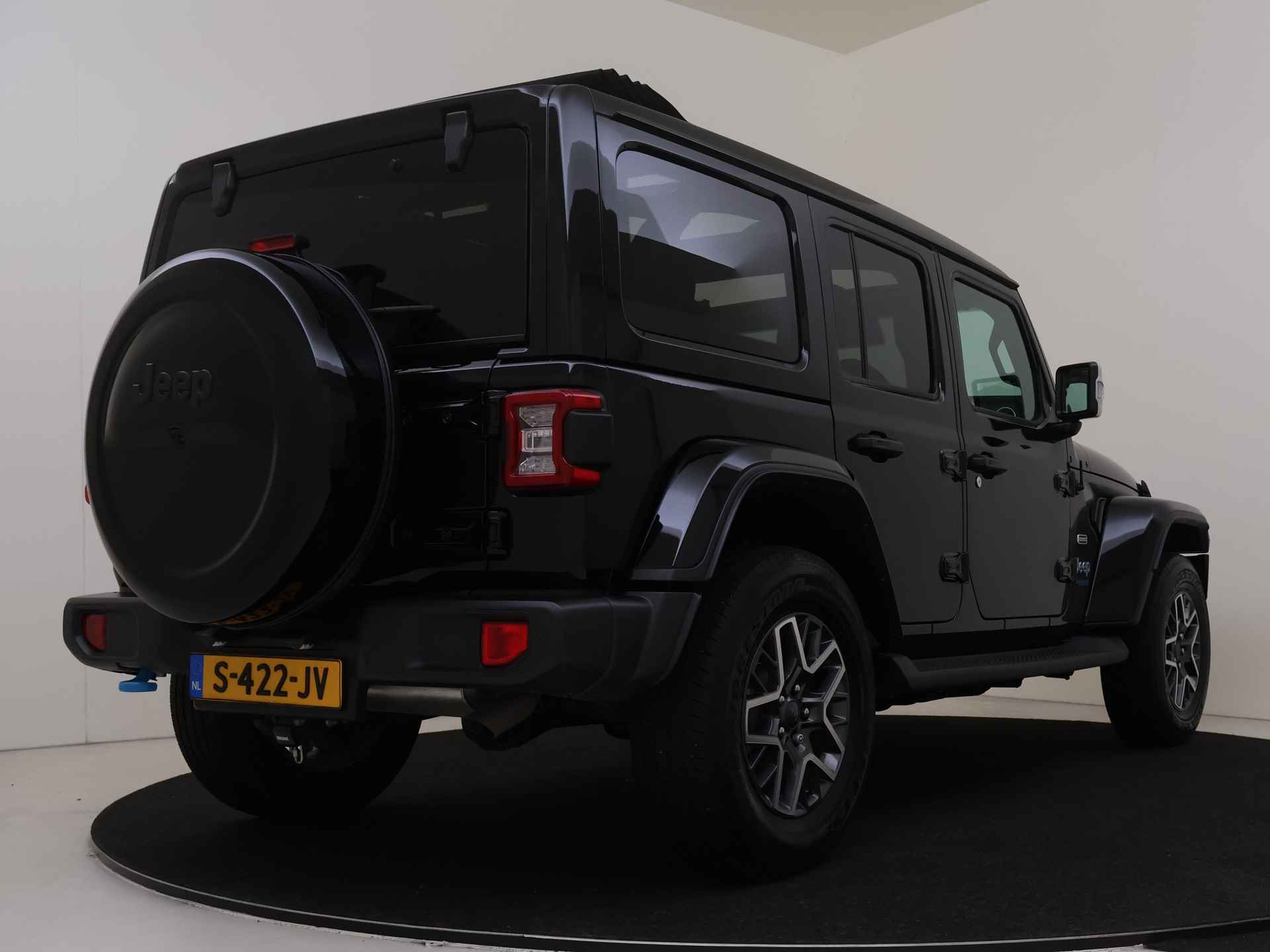 Jeep Wrangler Unlimited 4xe 380PK Sahara Leder Interieur | 4 X 4 | Trekhaak | Parkeerhulp | Cabrio soft top - 11/39