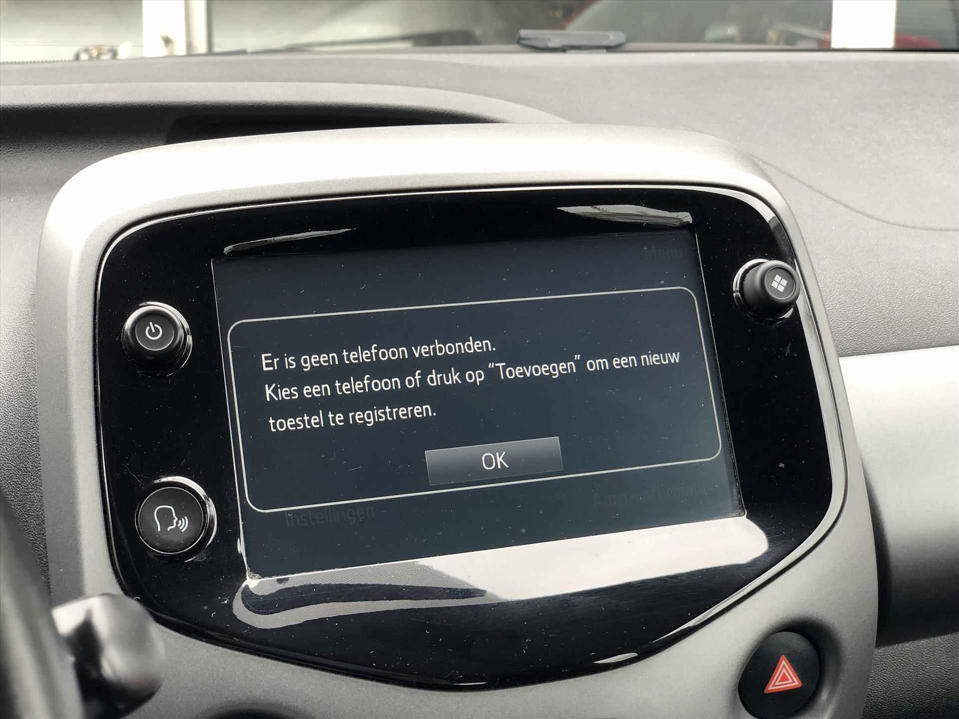 Toyota Aygo 1.0 VVT-i 5D x-joy | Apple CarPlay/Android Auto, Lichtmetalen velgen, Parkeercamera, Stuurbediening, Snelheidsbegrenzer - 20/31