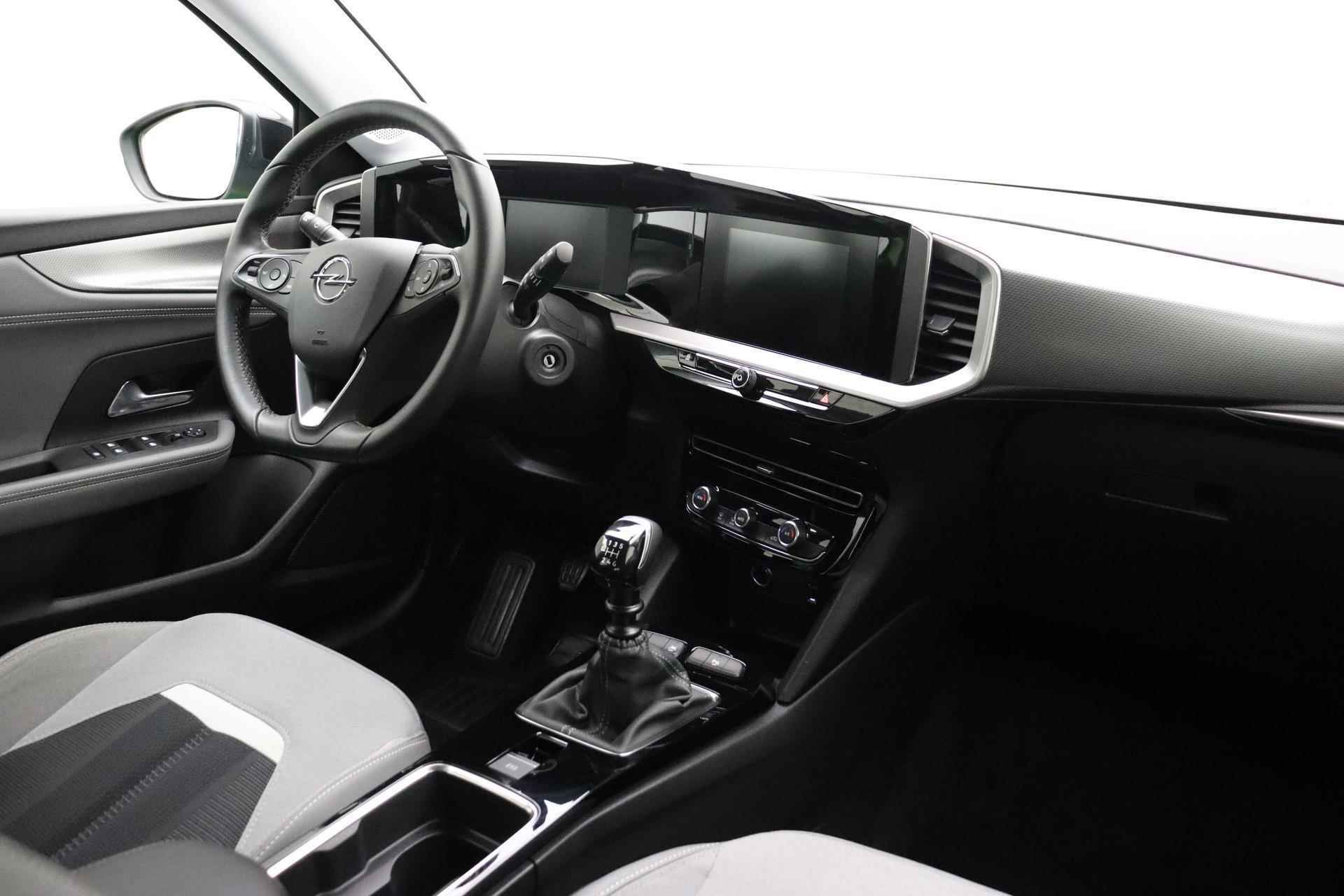 Opel Mokka 1.2 Turbo Elegance 130PK | Navigatie | Camera | Lichtmetalen velgen | Cruise control | DAB Radio | Parkeersensoren - 4/31