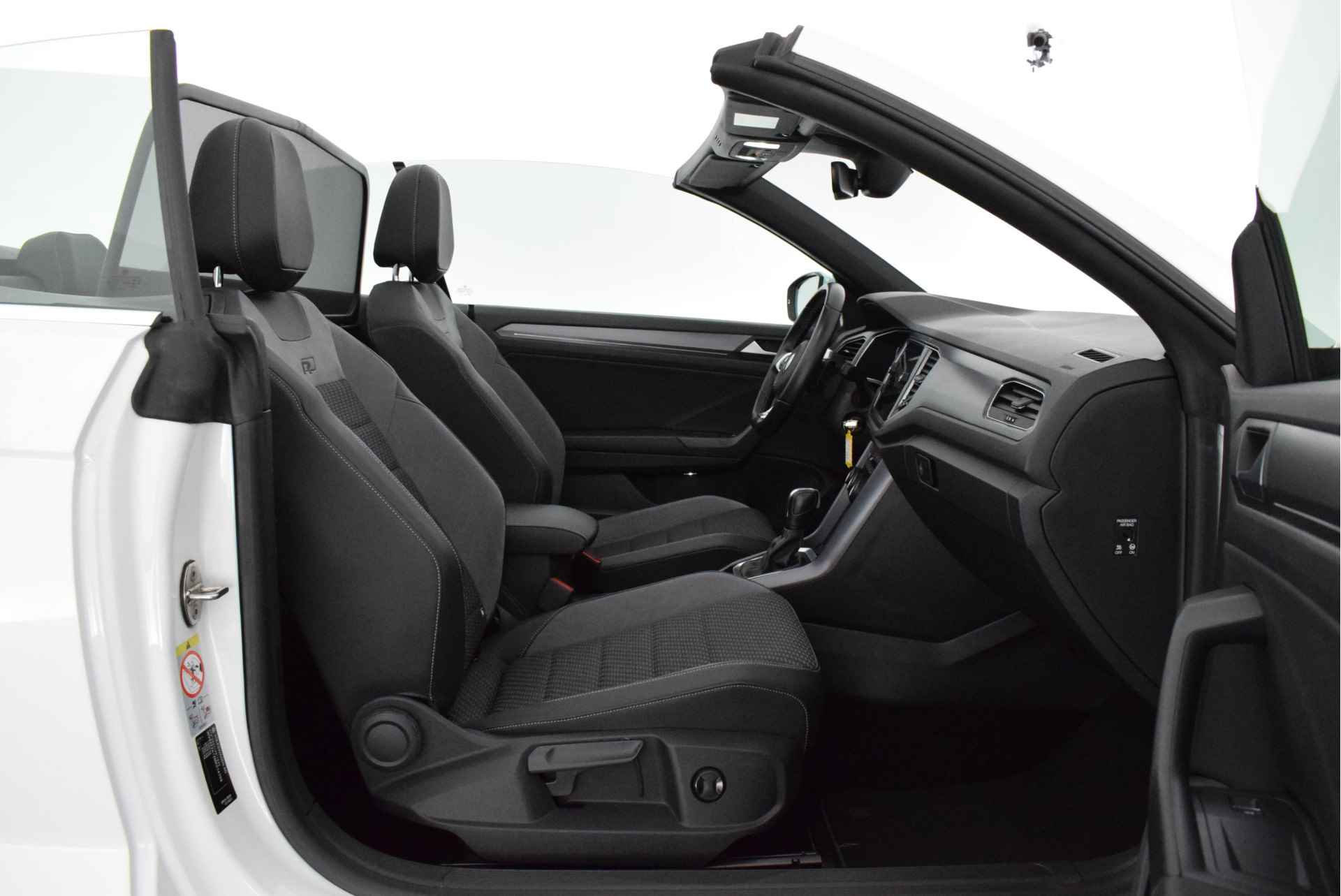 Volkswagen T-Roc Cabrio 1.5 TSI 150pk DSG 2x R-Line Stoelverwarming Virtual Cockpit Led App-Connect - 7/49