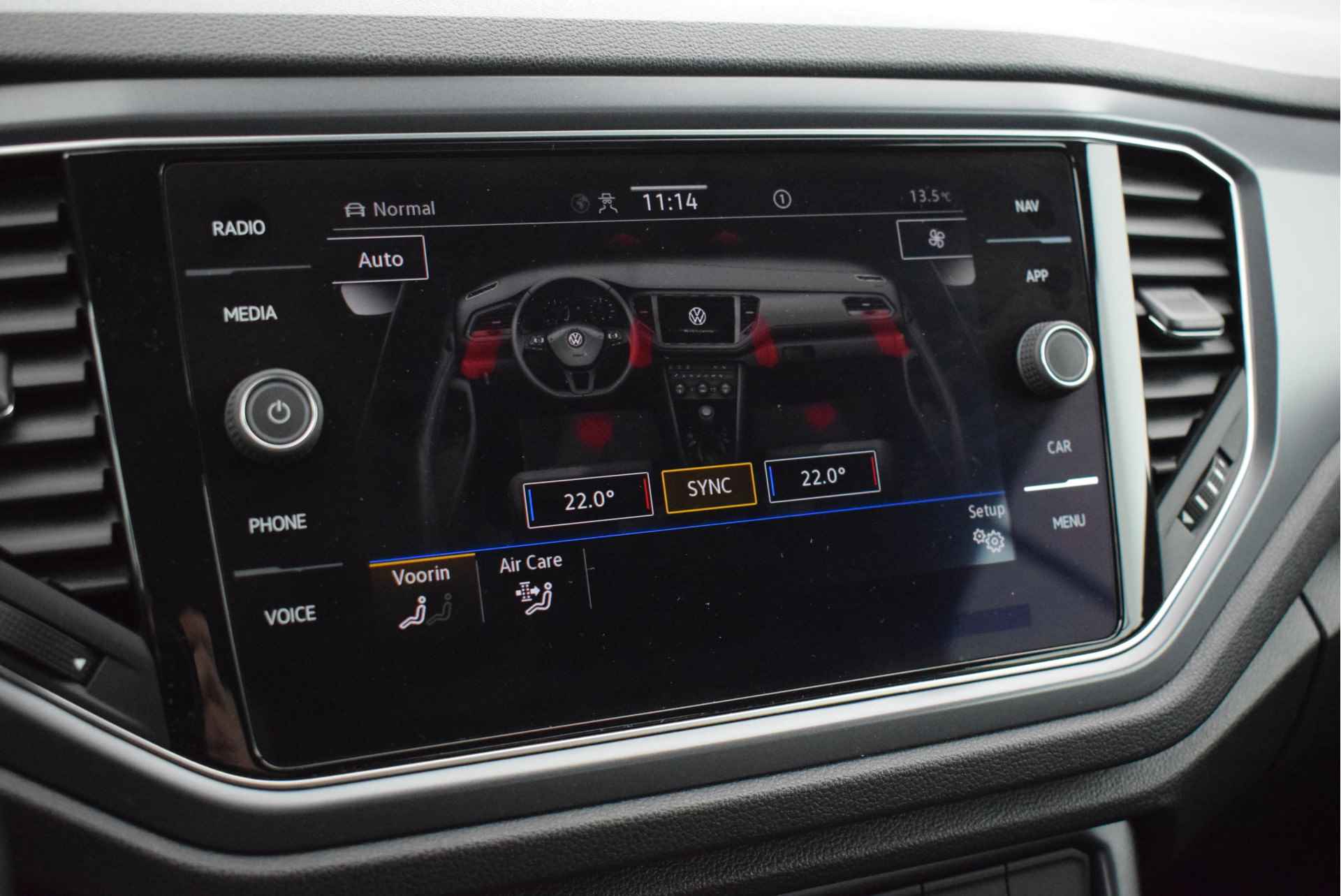 Volkswagen T-Roc Cabrio 1.5 TSI 150pk DSG 2x R-Line Stoelverwarming Virtual Cockpit Led App-Connect - 27/49
