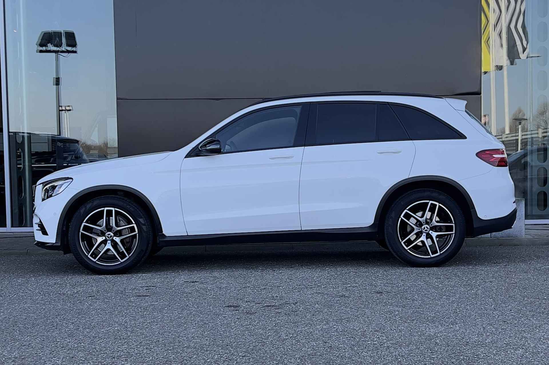 Mercedes-Benz GLC GLC 250 Automaat 4MATIC AMG Line | Nightpakket | Panoramadak | Comand | LED | Stoelverwarming | Trekhaak - 6/26