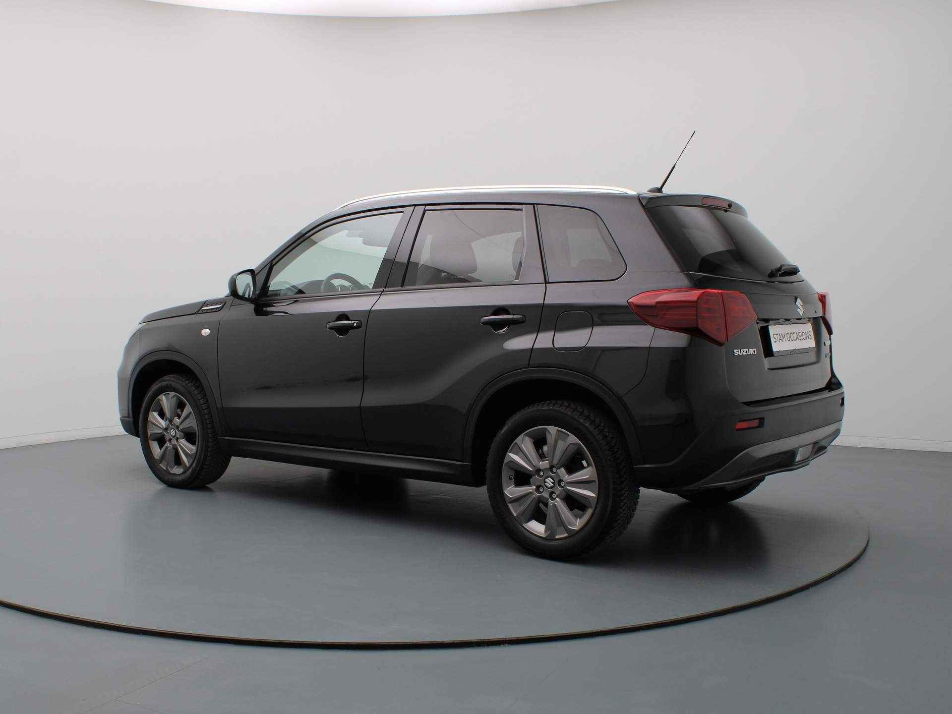 Suzuki Vitara 115pk Hybrid Select Adapt. cruise | Camera | Carplay | Climate | Stoelverwarming - 2/36