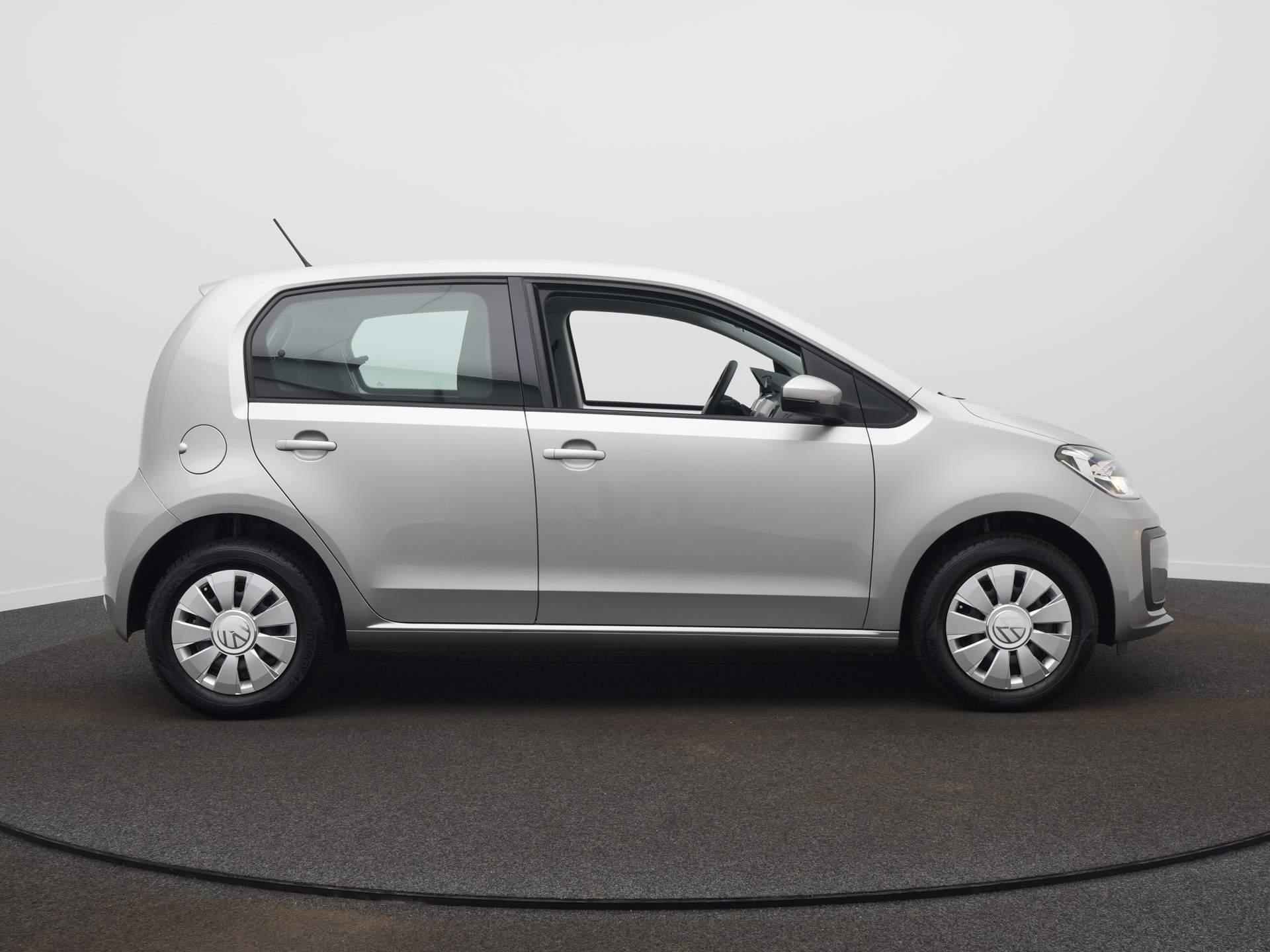 Volkswagen Up! 1.0 / Cruise Controle / Clima / Camera - 4/29