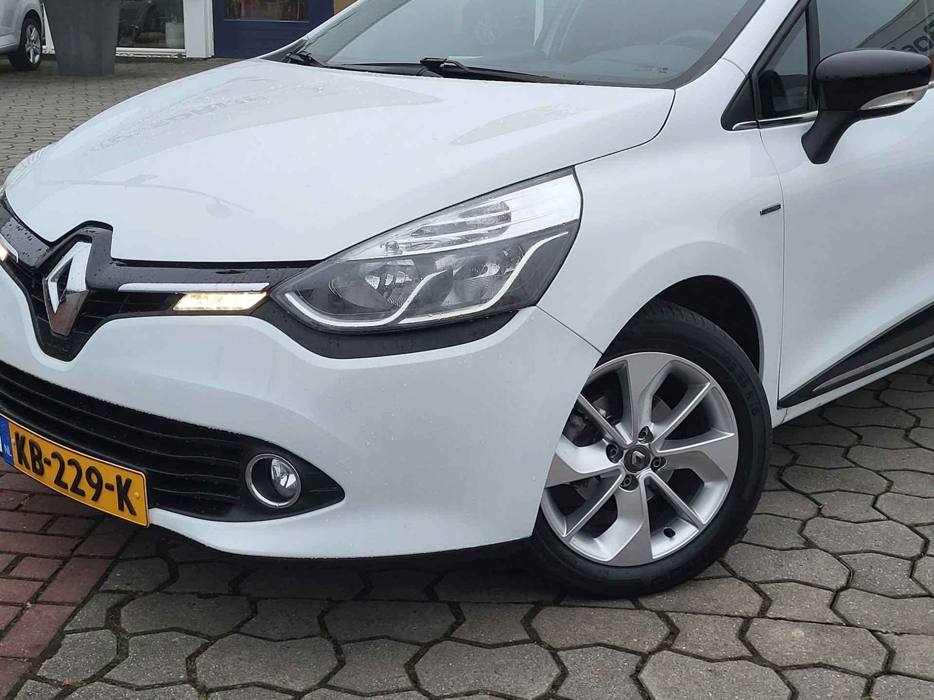 Renault Clio Estate 0.9 TCe Limited R-Link, Rijklaar met beurt & garantie! - 6/30