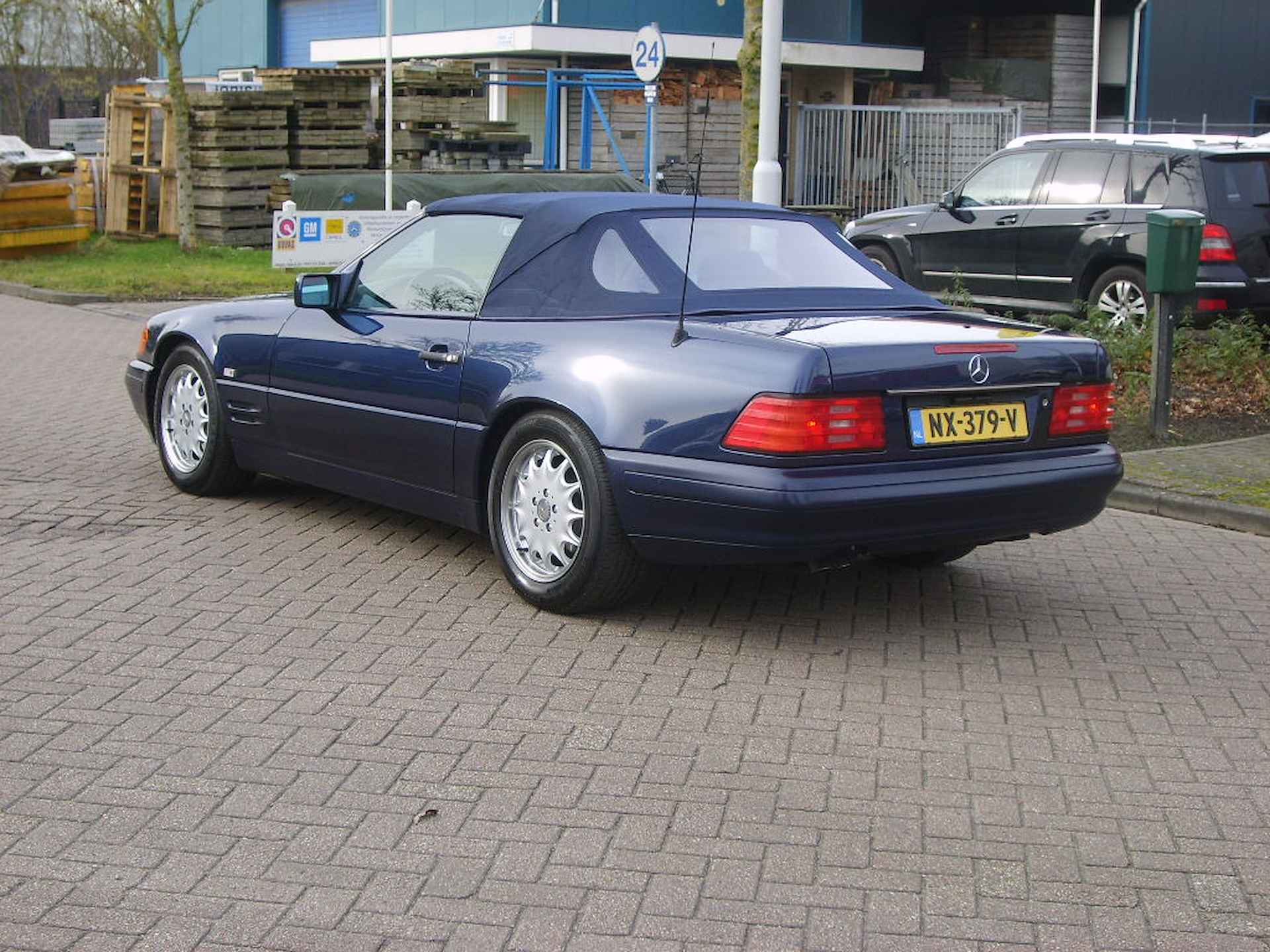 Mercedes-Benz SL-Klasse Roadster 320 - 7/36