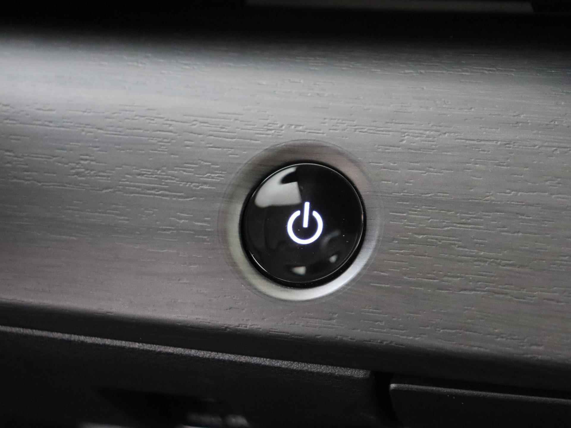 Nissan Ariya Evolve 66 kWh | Premium Leder | Stoelverwarming & -ventilatie | Glazen Schuif/kanteldak | ProPILOT | 360-graden Camera | Full-Map Navigatie | Apple Carplay & Android Auto - 25/35