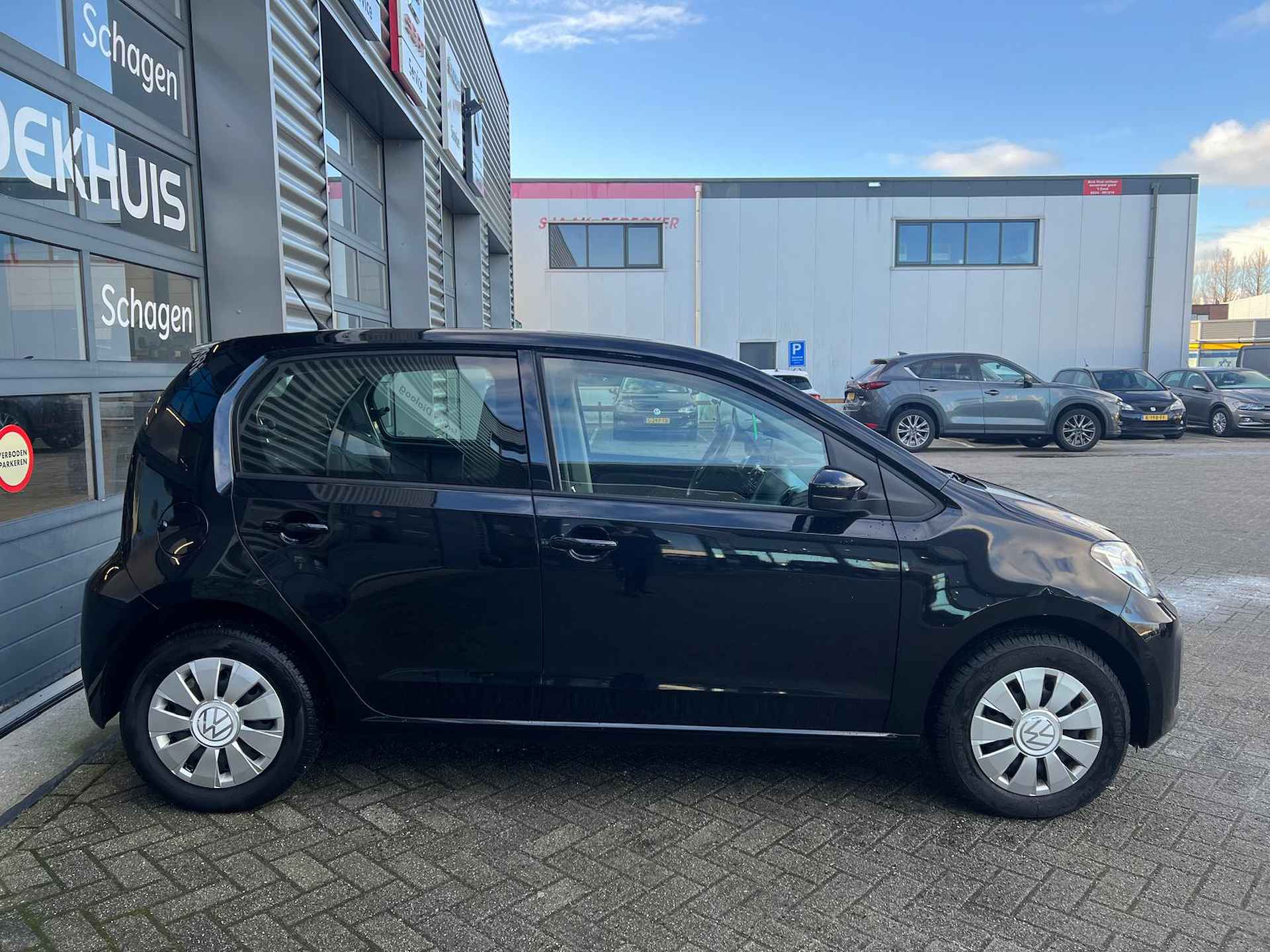 Volkswagen up! 1.0 66 pk | Airco | Bluetooth | - 6/26