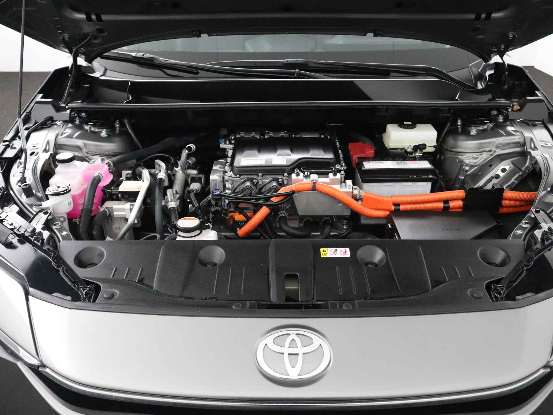 Toyota Bz4x Premium 4WD 71 kWh | Rijdende Demo | - 37/41