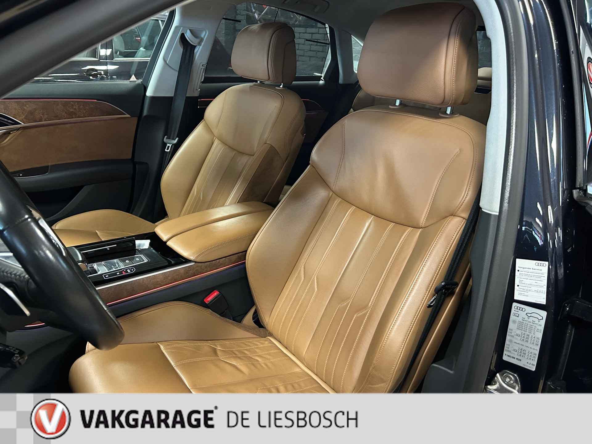 Audi A8 55 TFSI quattro / Leder / Navigatie / 20inch / B&O / stoel verwarming voor + achter. - 19/43