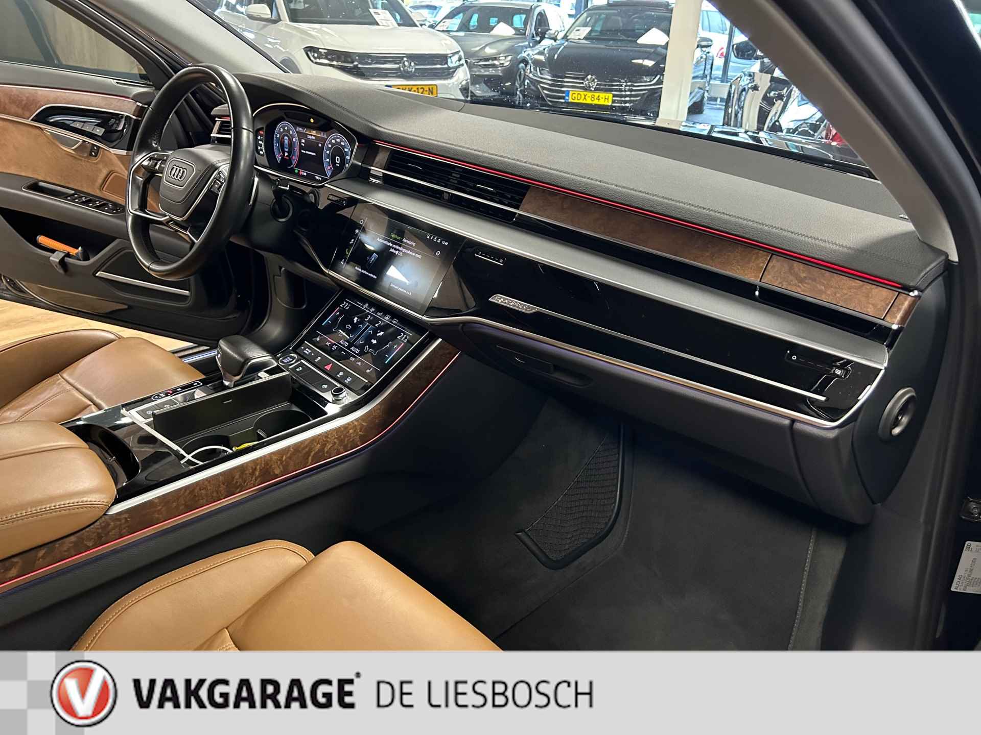 Audi A8 55 TFSI quattro / Leder / Navigatie / 20inch / B&O / stoel verwarming voor + achter. - 33/43