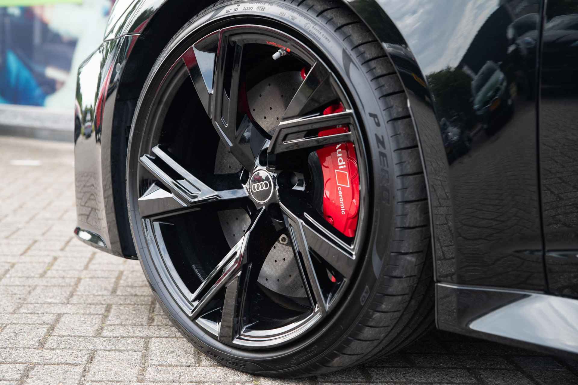 Audi RS6 Avant 4.0 TFSI quattro / EVENTURI / DOWNPIPES / DYNAMIC PLUS - 10/65