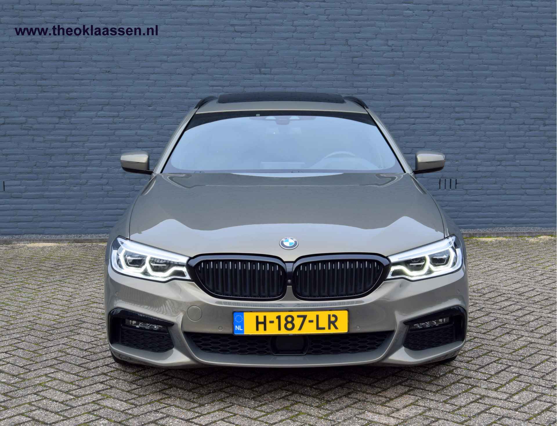 BMW 5 Serie Touring 530i High Executive M-Sport Individual Full-Options - 9/53