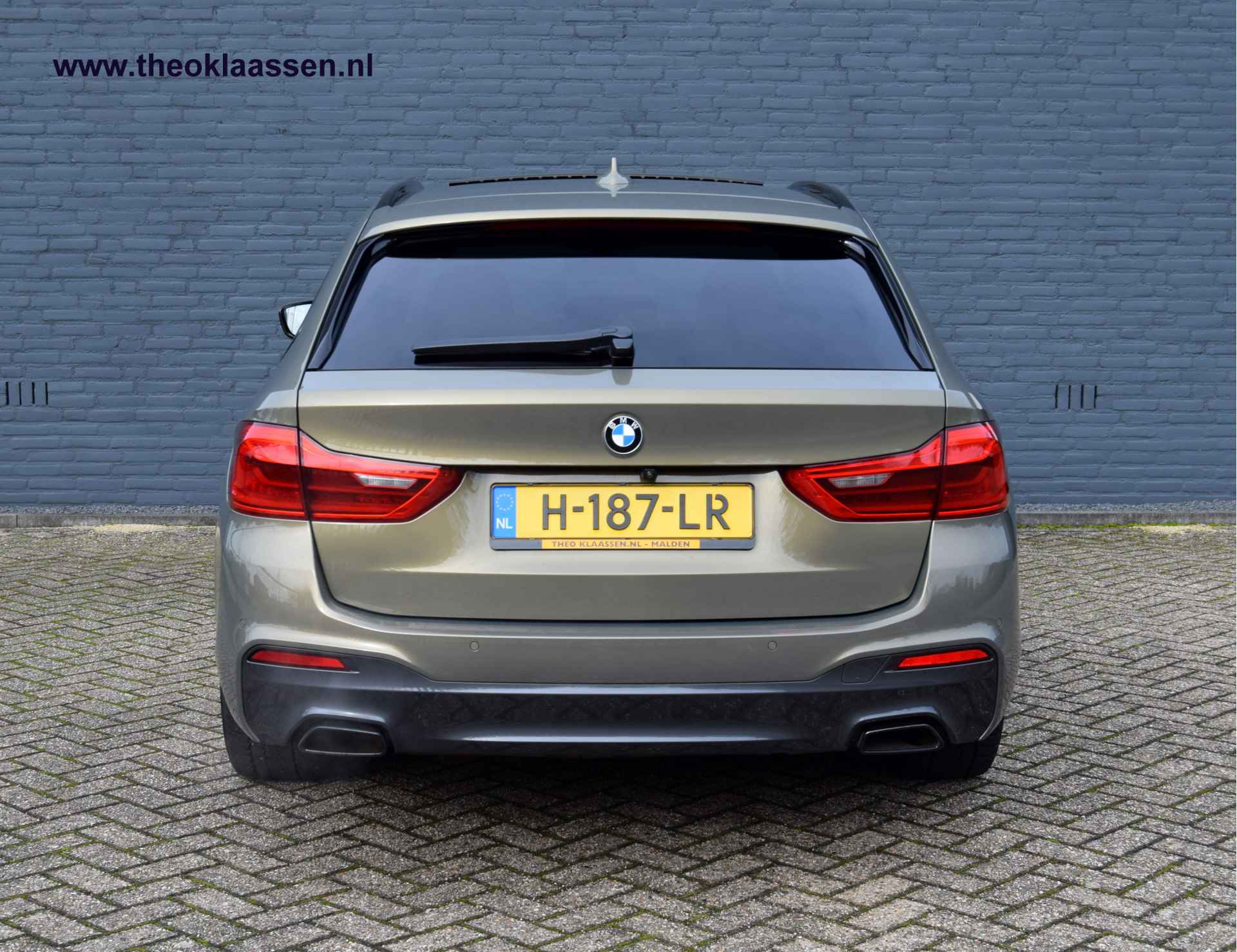 BMW 5 Serie Touring 530i High Executive M-Sport Individual Full-Options - 10/53