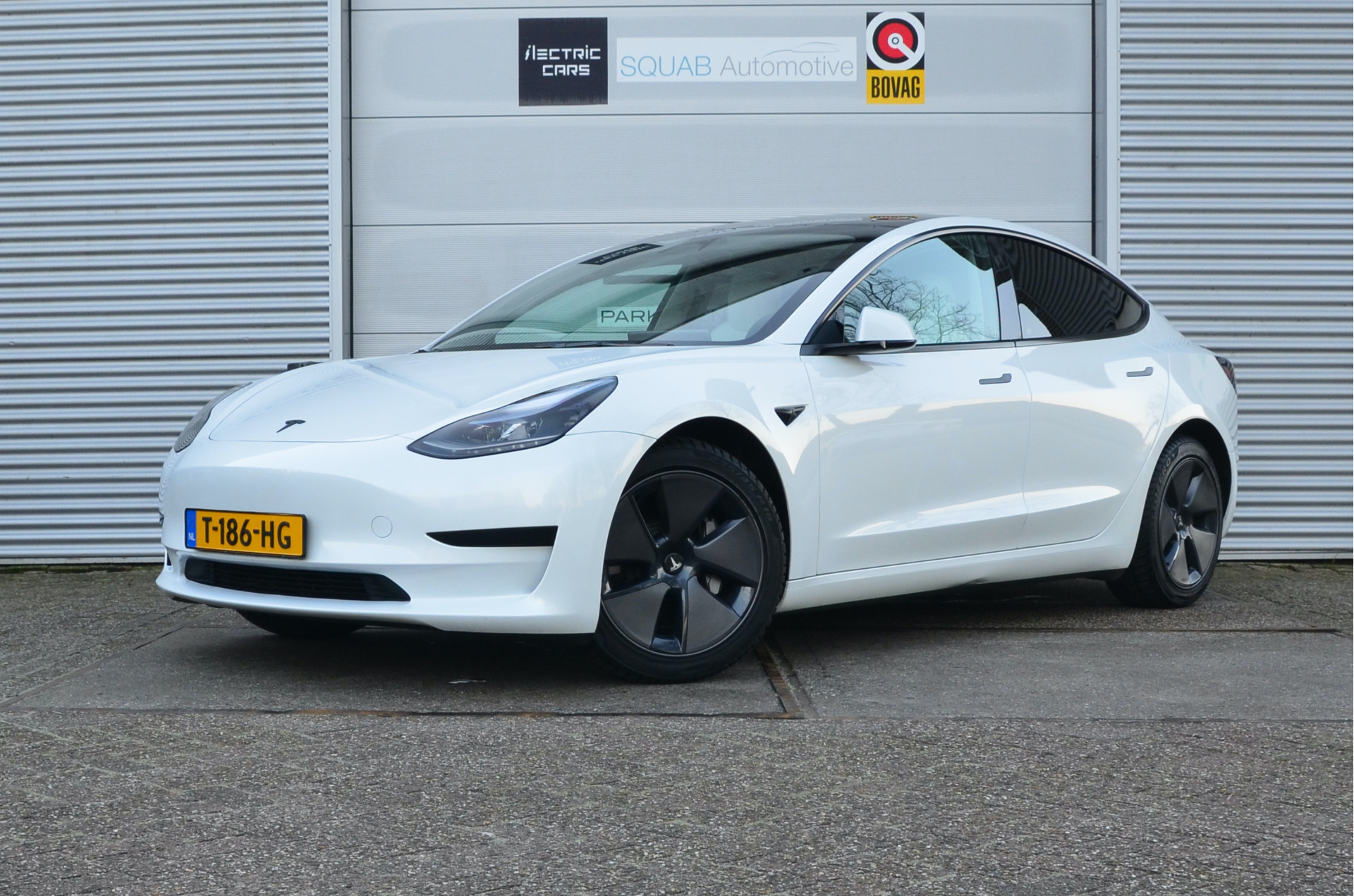 Tesla Model 3 Standard RWD Plus 60 kWh AutoPilot, Winterbanden, LFP accu, dus 100% opladen!