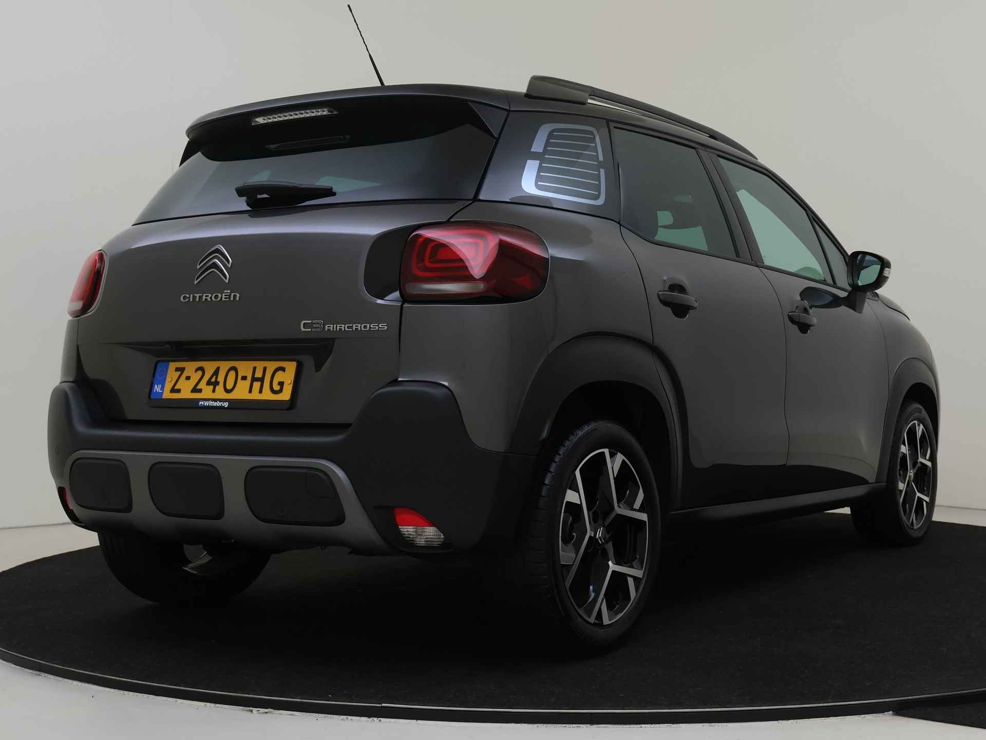 Citroën C3 Aircross 1.2 PureTech Max Automaat | Parkeercamera | Navigatie - 11/44